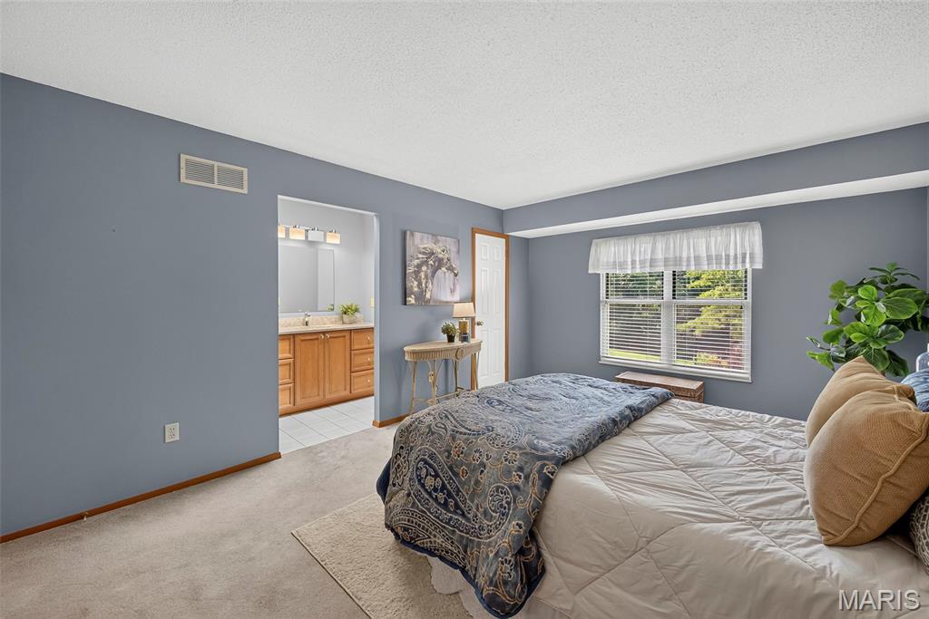 1122 Majestic Drive