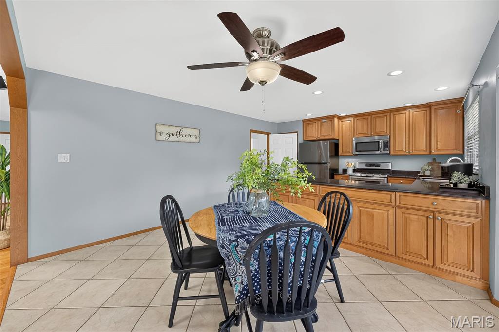 1122 Majestic Drive