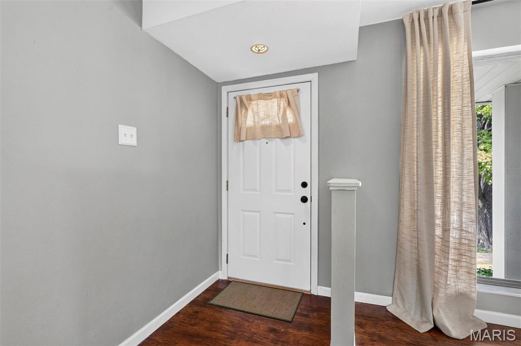 3434 Laura Lane