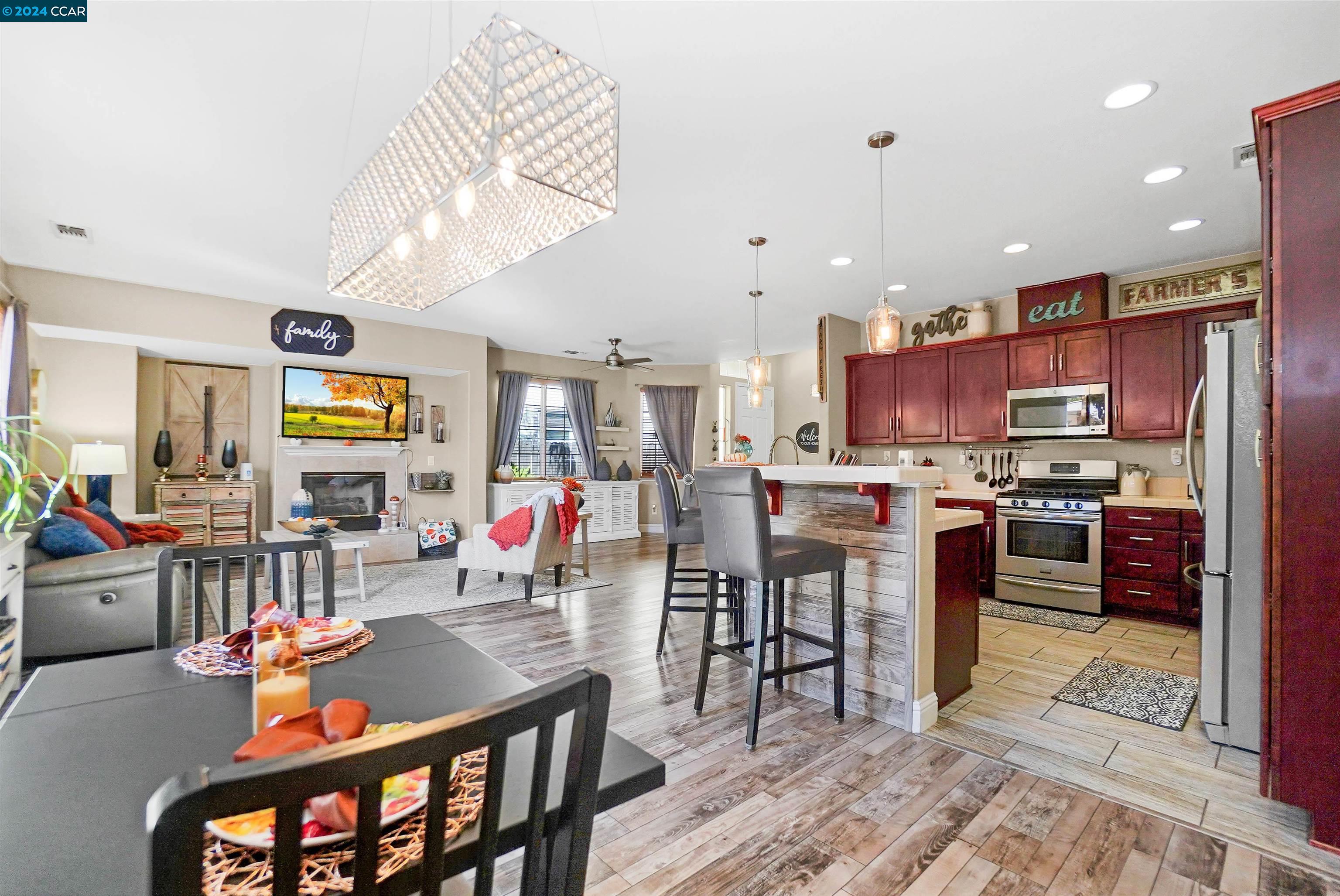 36 Grand Canyon Cir