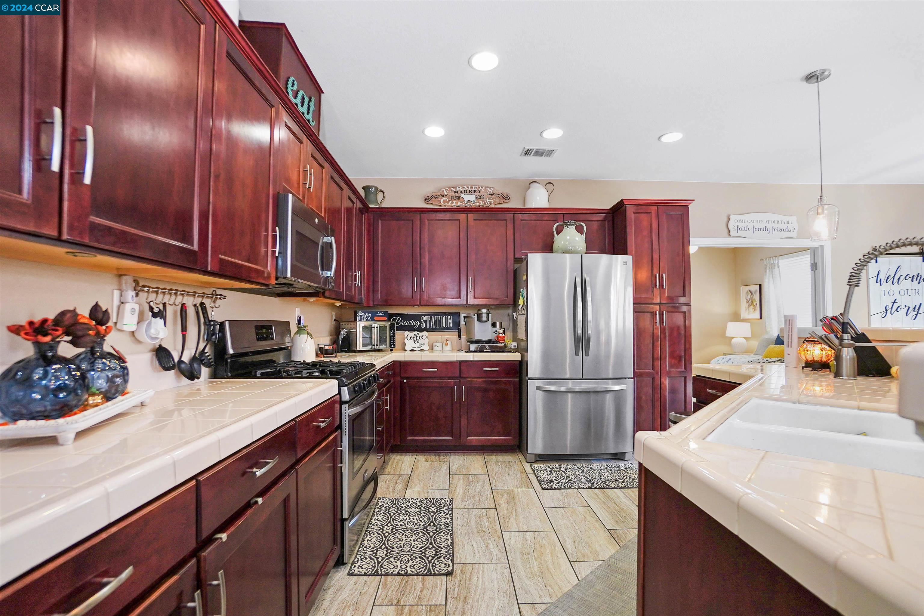 36 Grand Canyon Cir