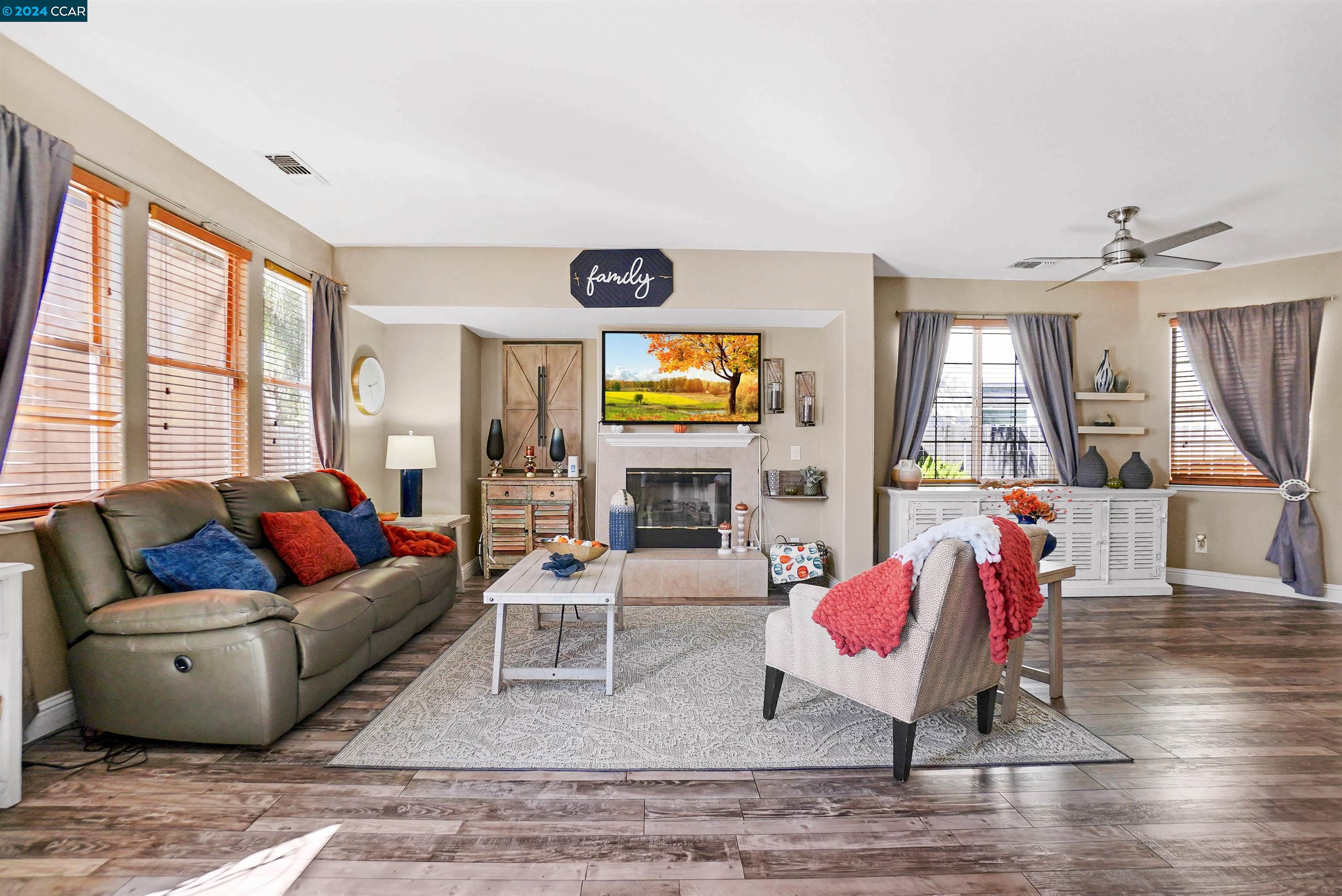 36 Grand Canyon Cir