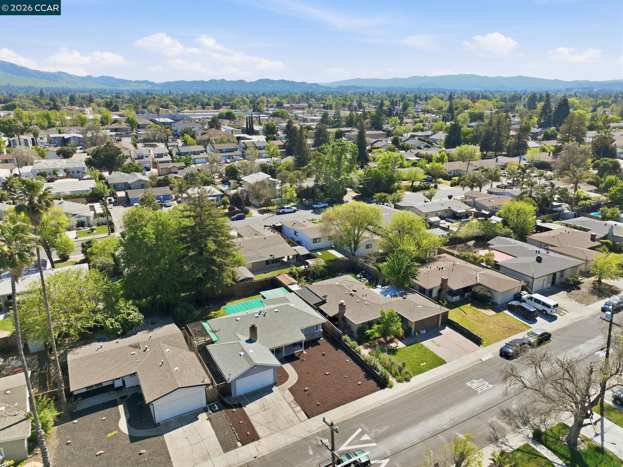 1930 Sunshine Dr