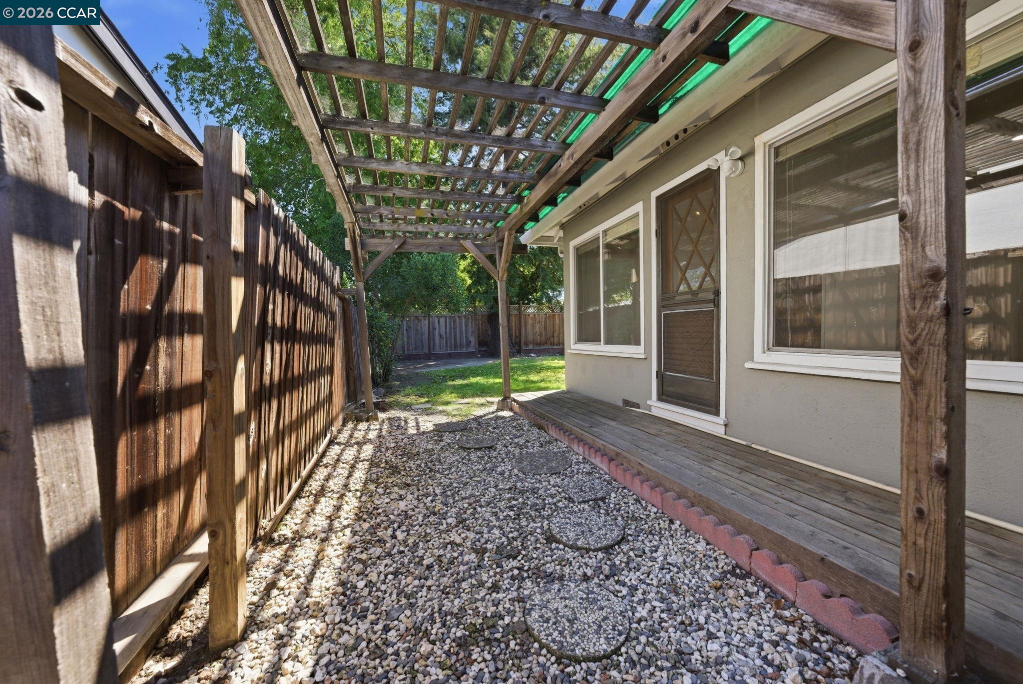 1930 Sunshine Dr