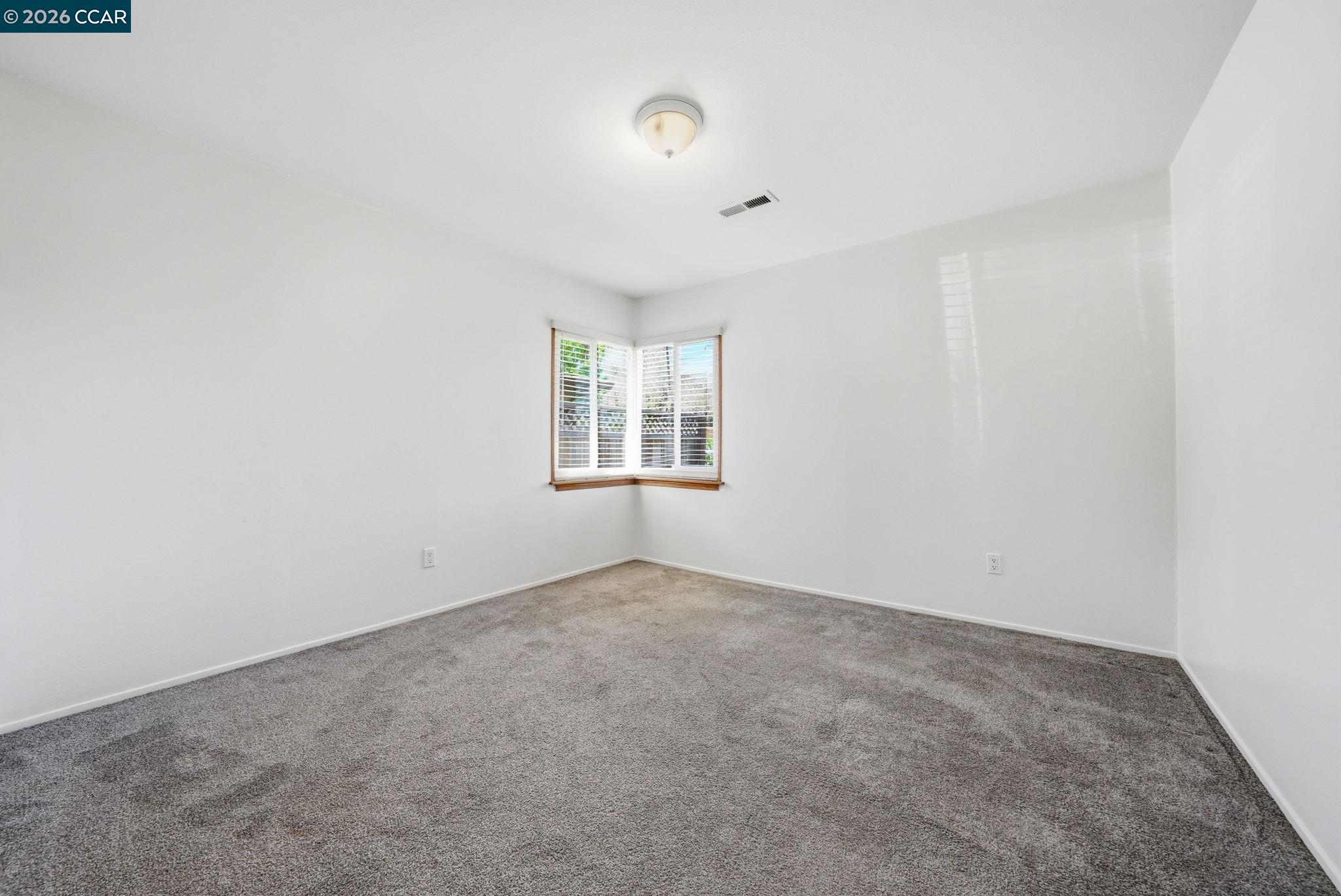 1930 Sunshine Dr