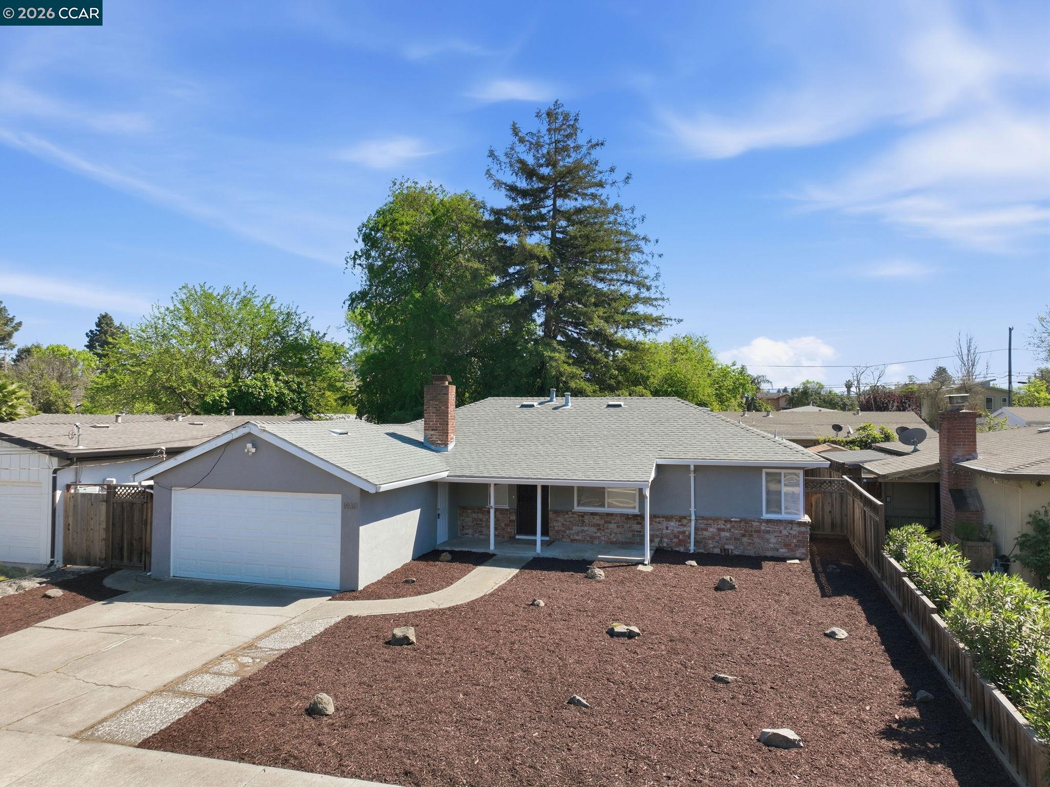 1930 Sunshine Dr