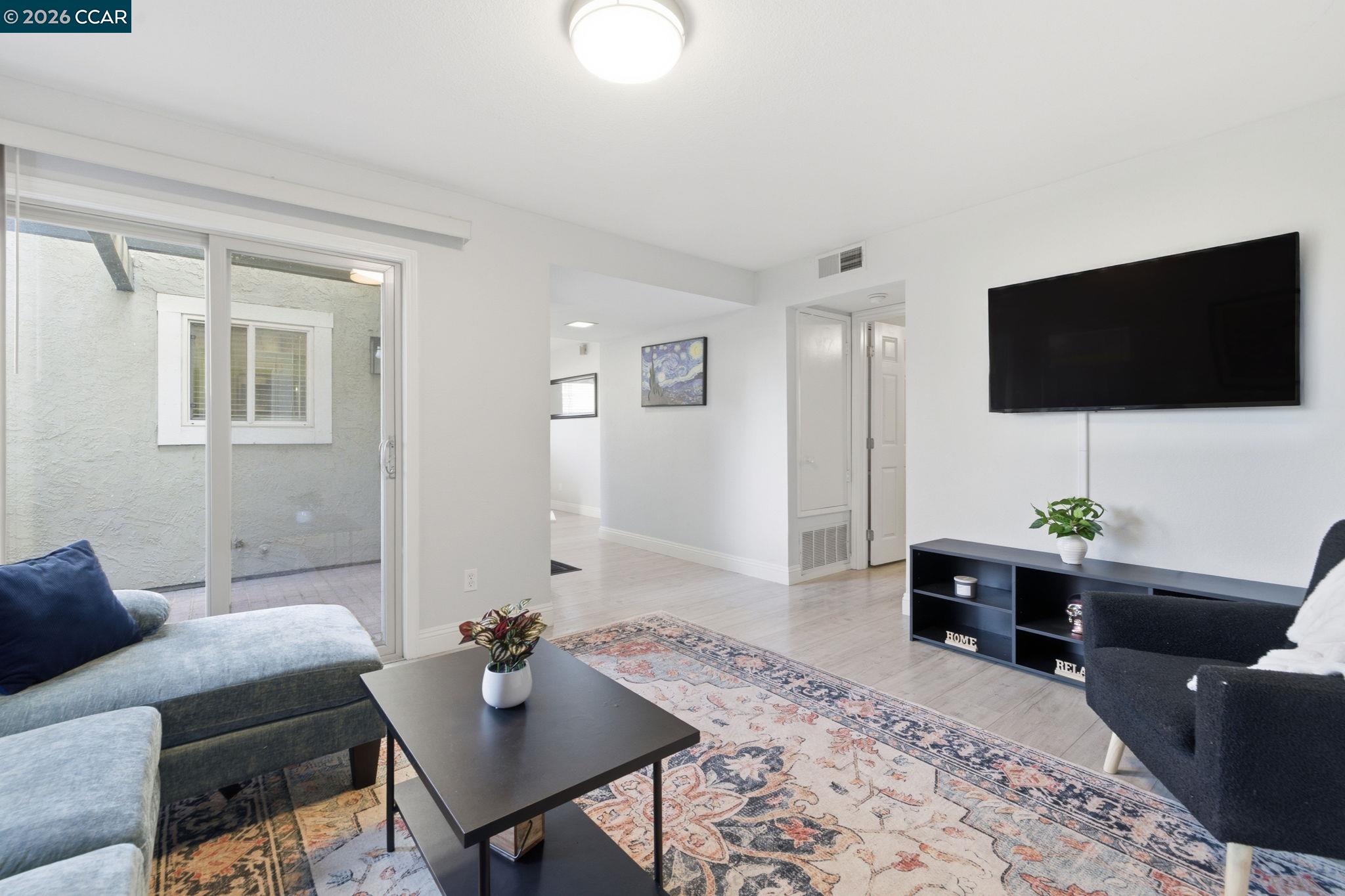 102 Luna Grande Cir # 5