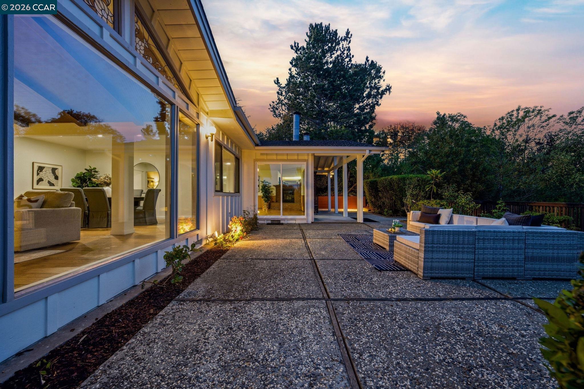 61 Sullivan Dr