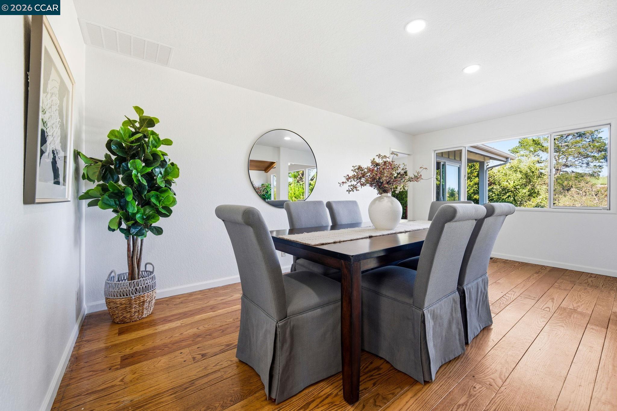61 Sullivan Dr