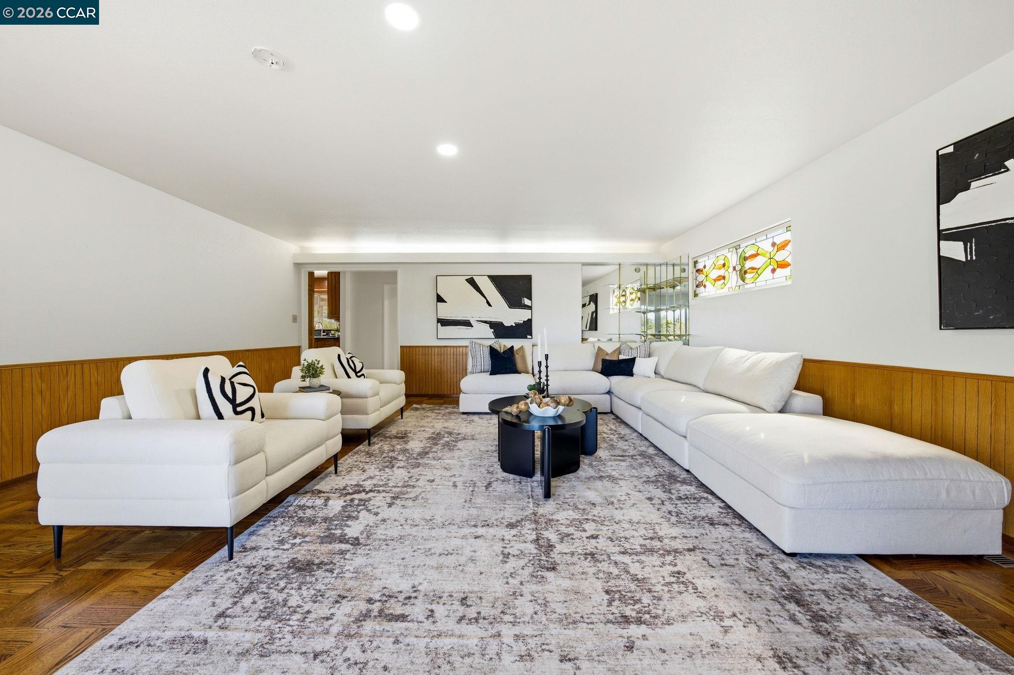61 Sullivan Dr