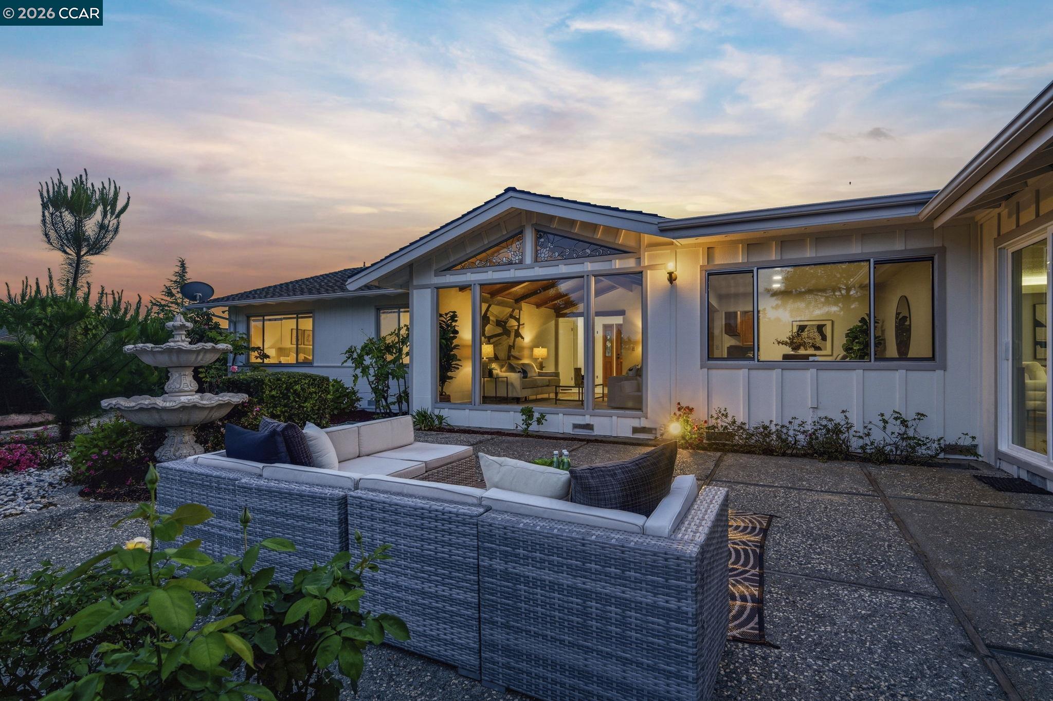 61 Sullivan Dr