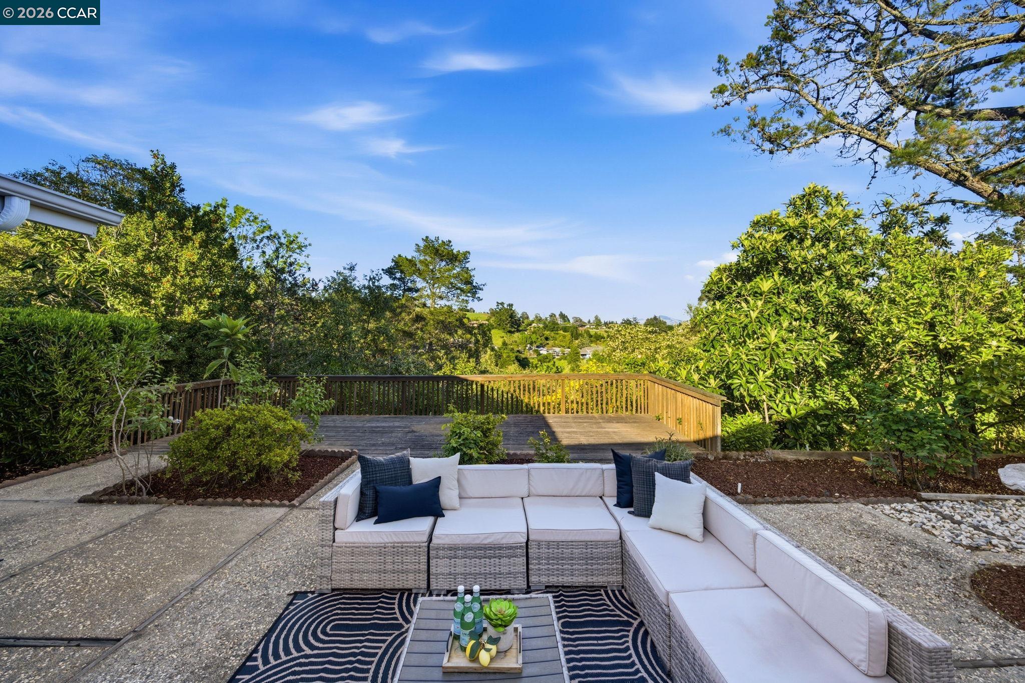 61 Sullivan Dr