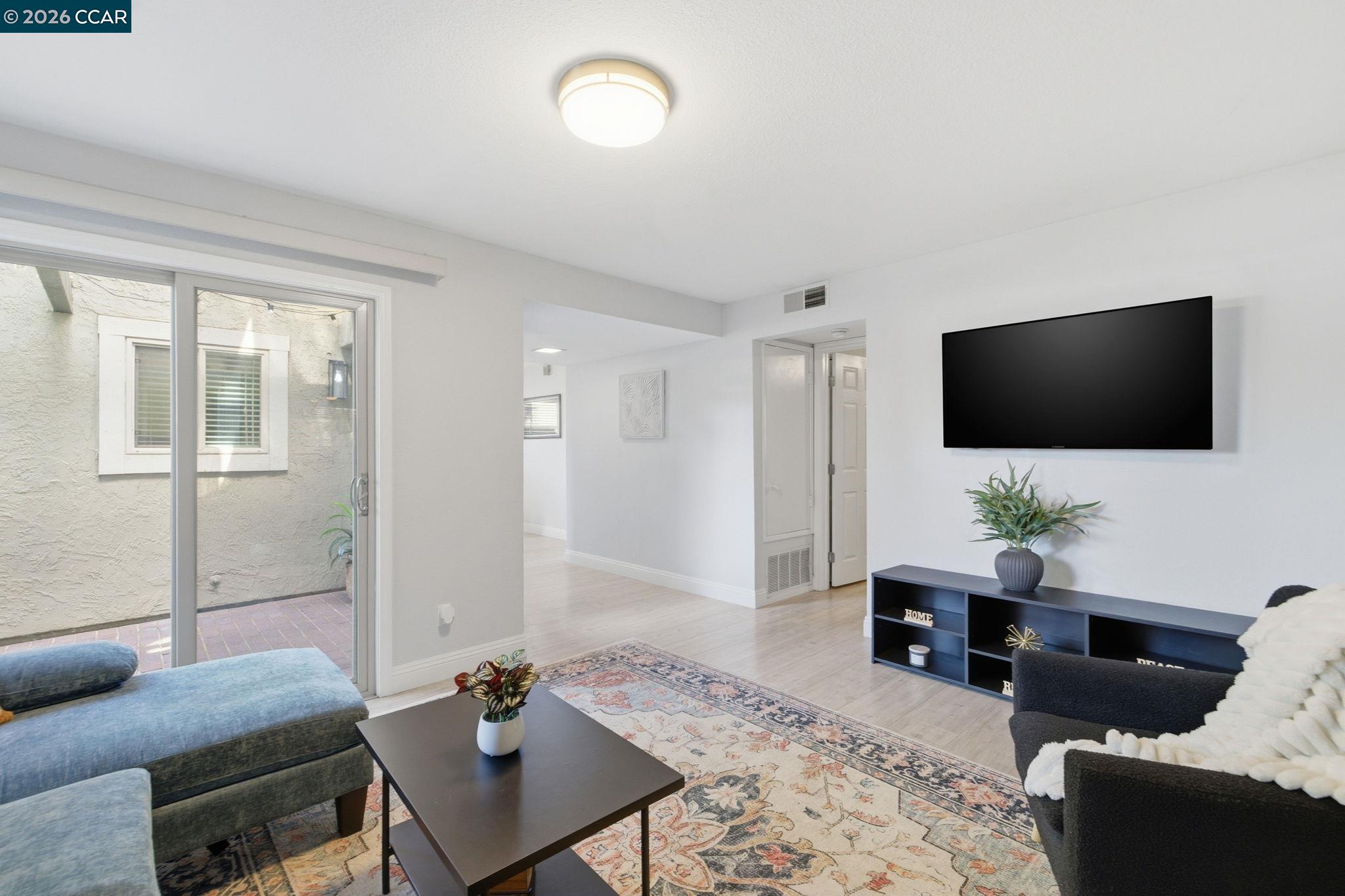 102 Luna Grande Cir # 5