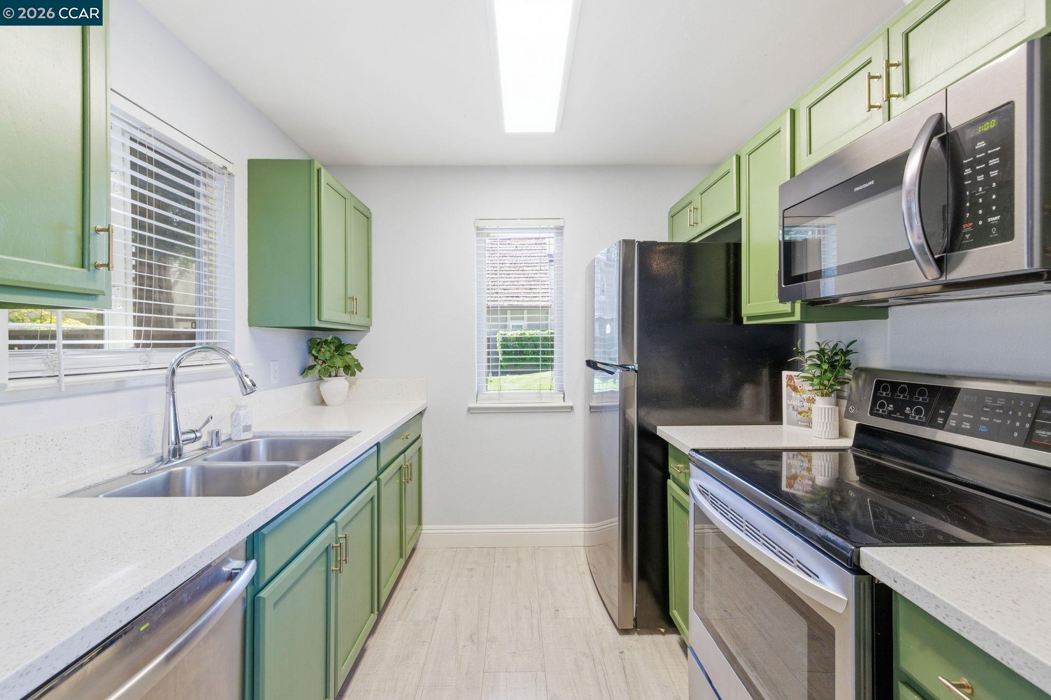 102 Luna Grande Cir # 5
