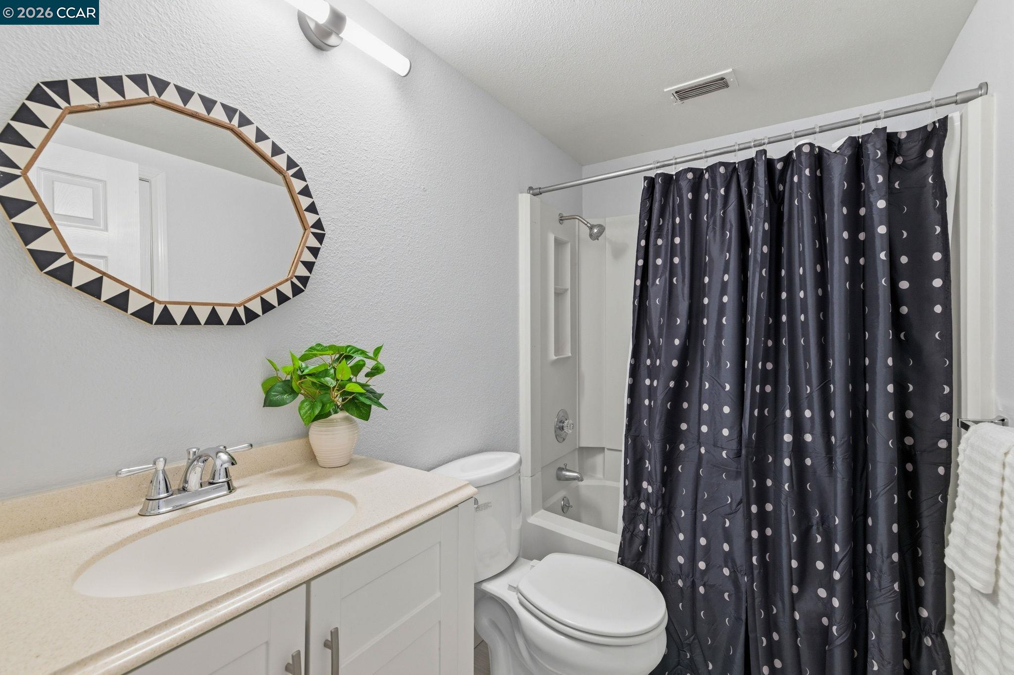 102 Luna Grande Cir # 5