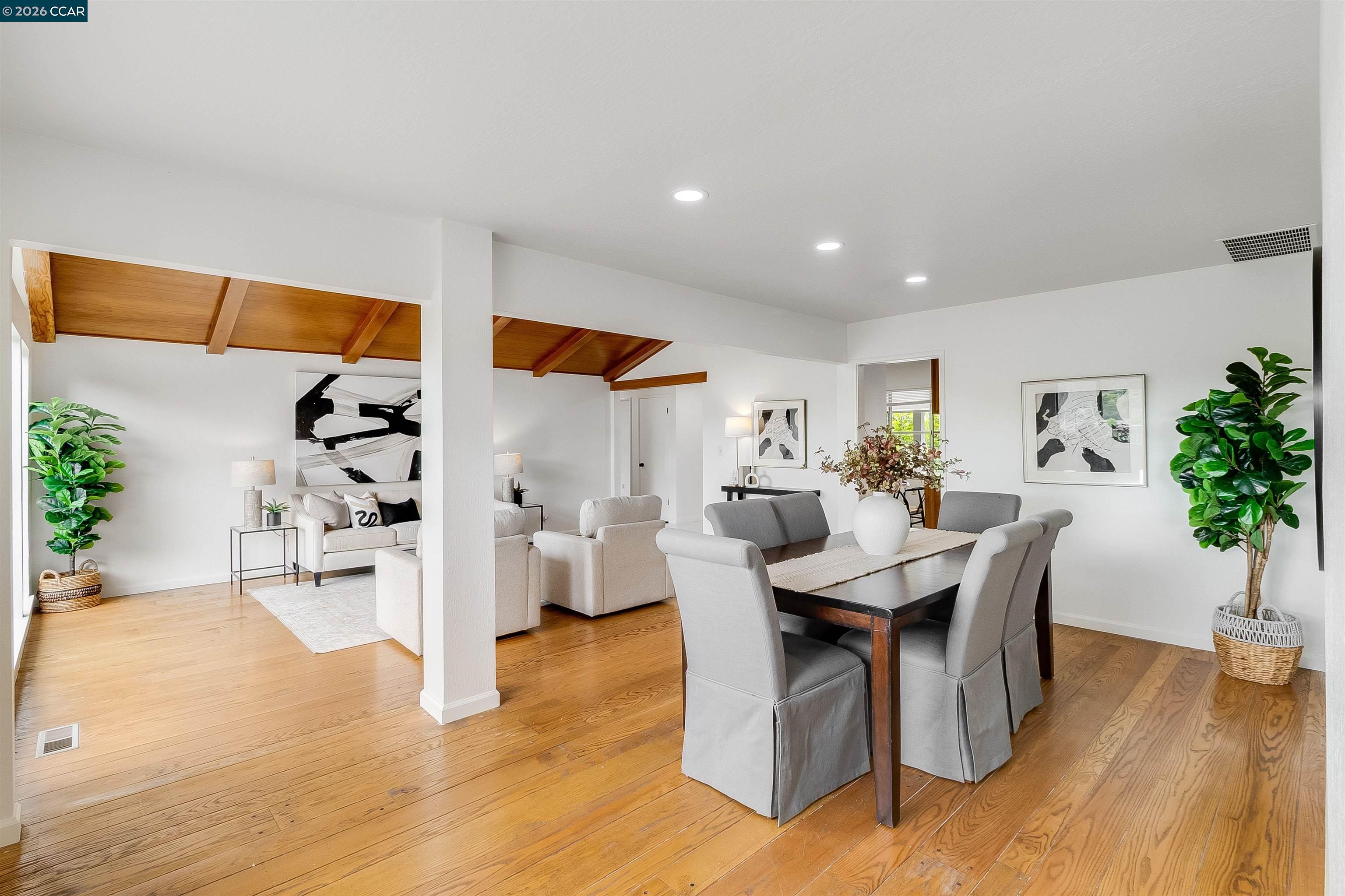 61 Sullivan Dr