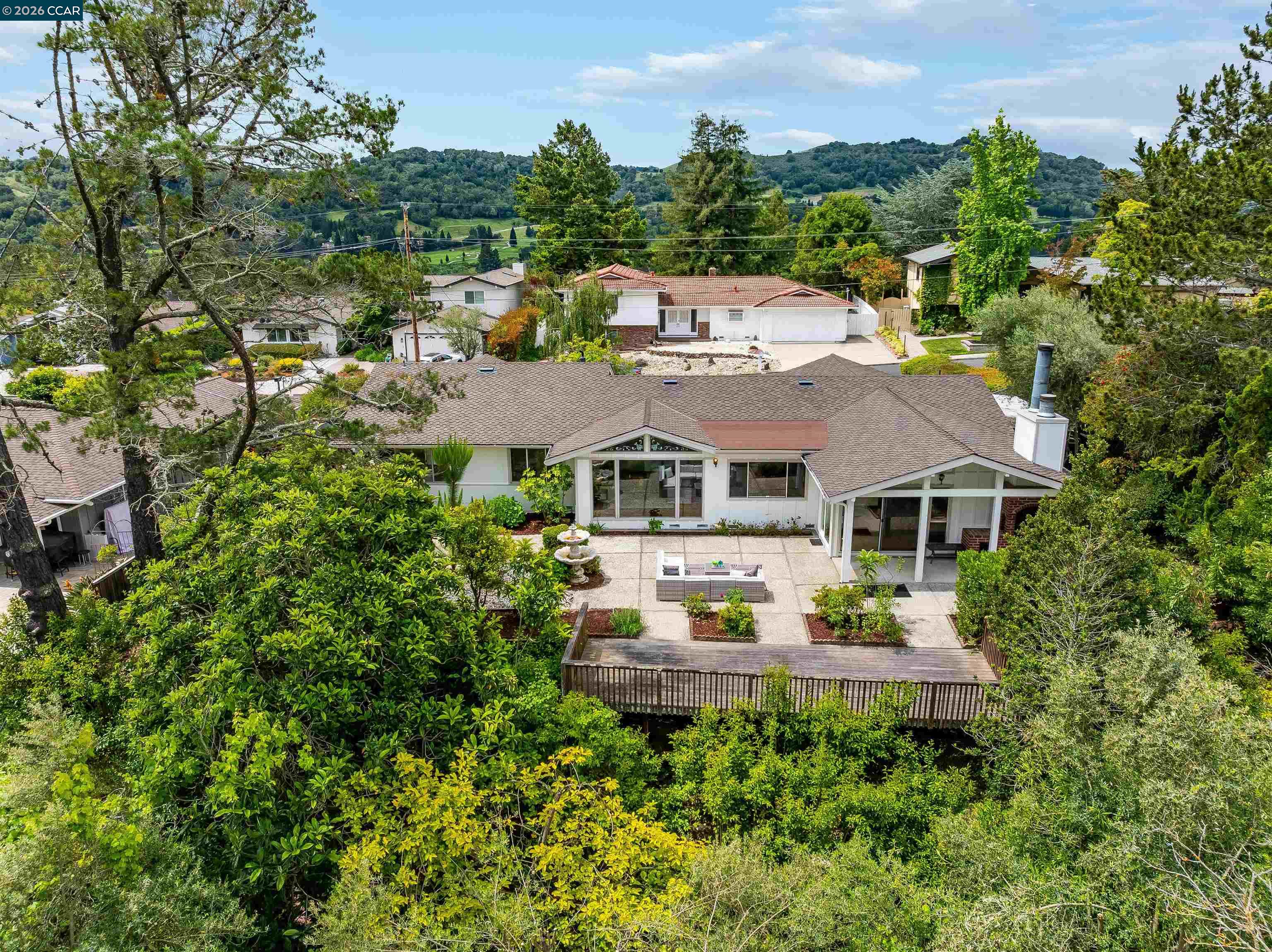 61 Sullivan Dr