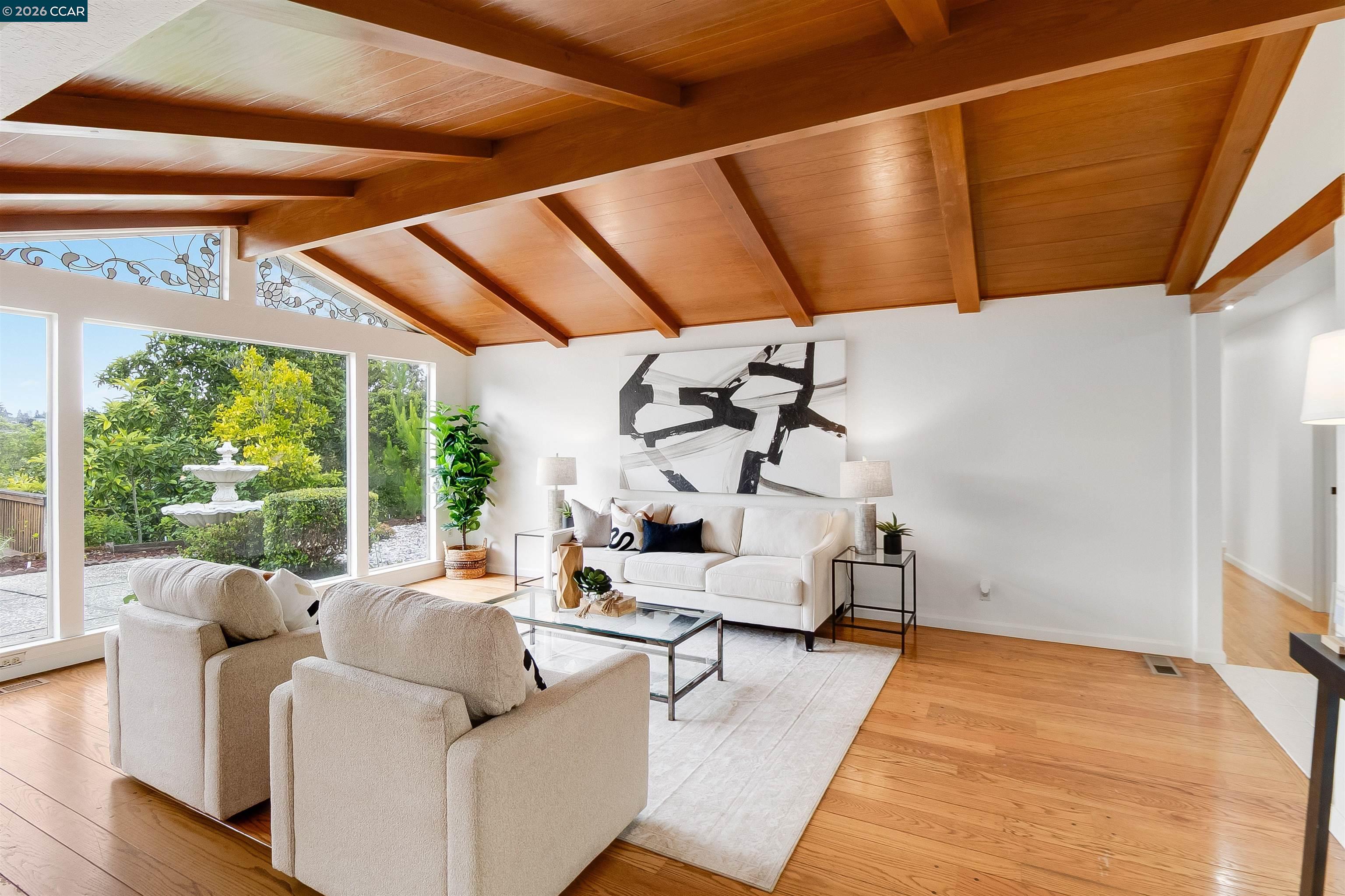 61 Sullivan Dr