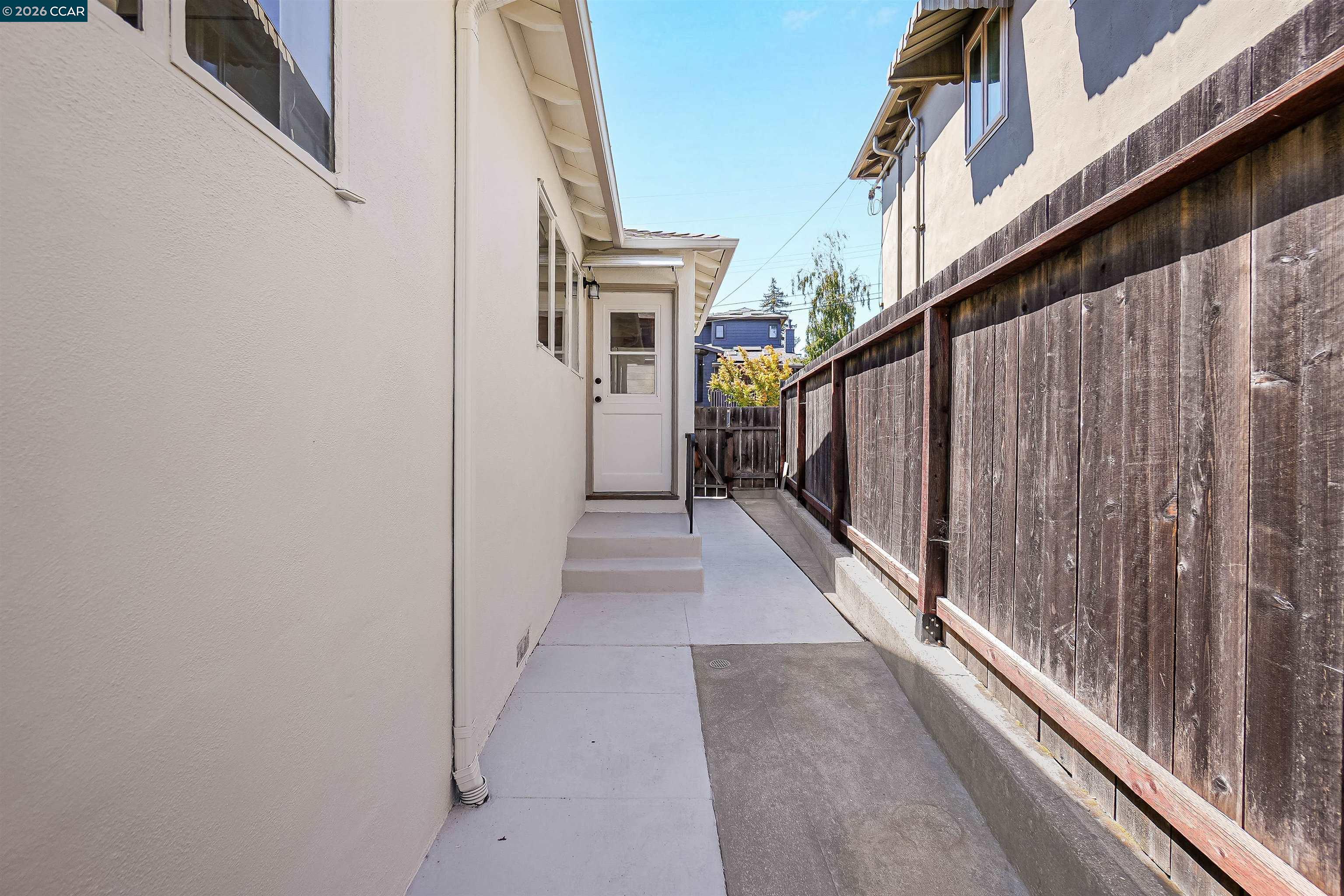 2880 Morgan Ave