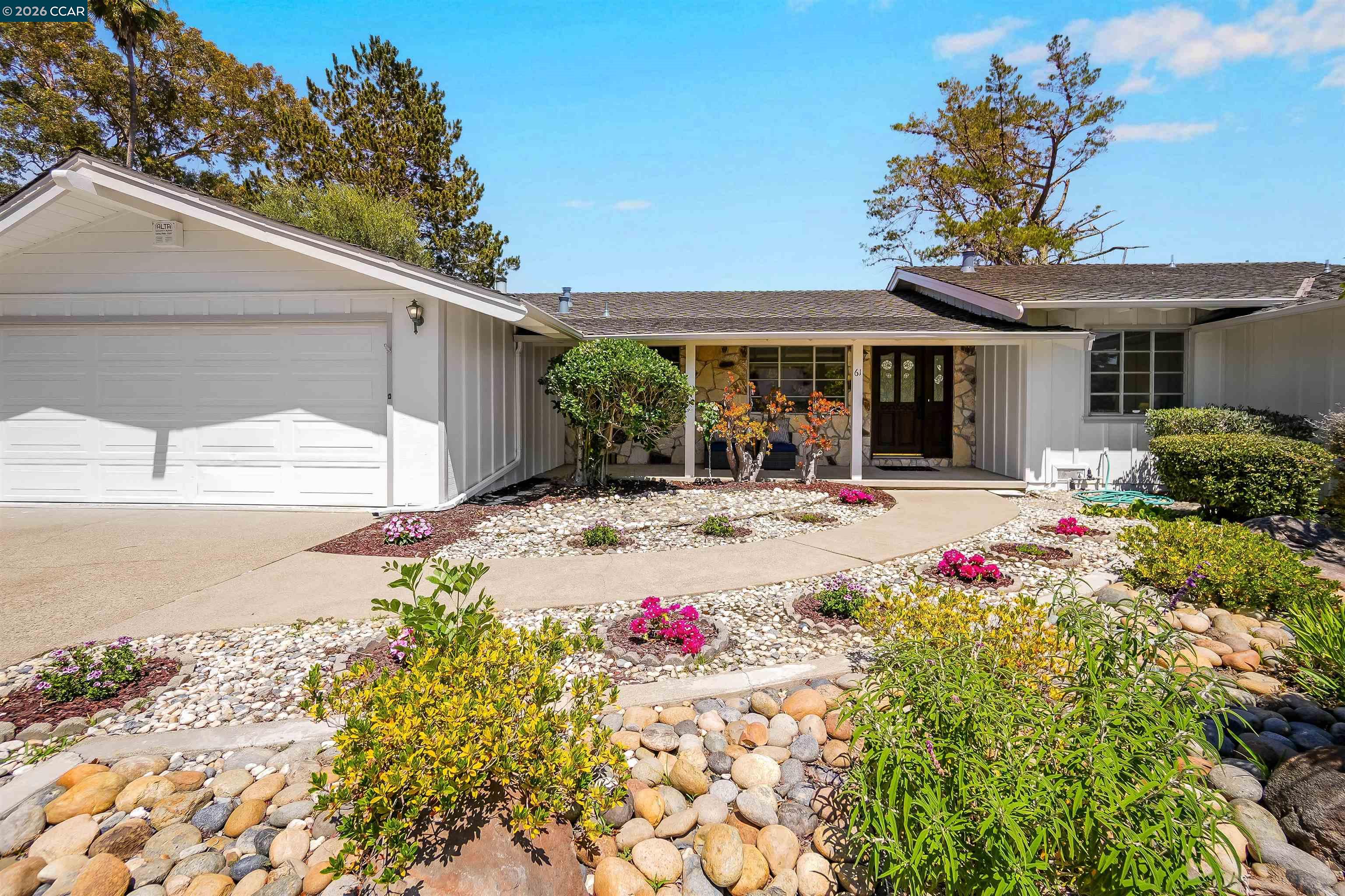 61 Sullivan Dr