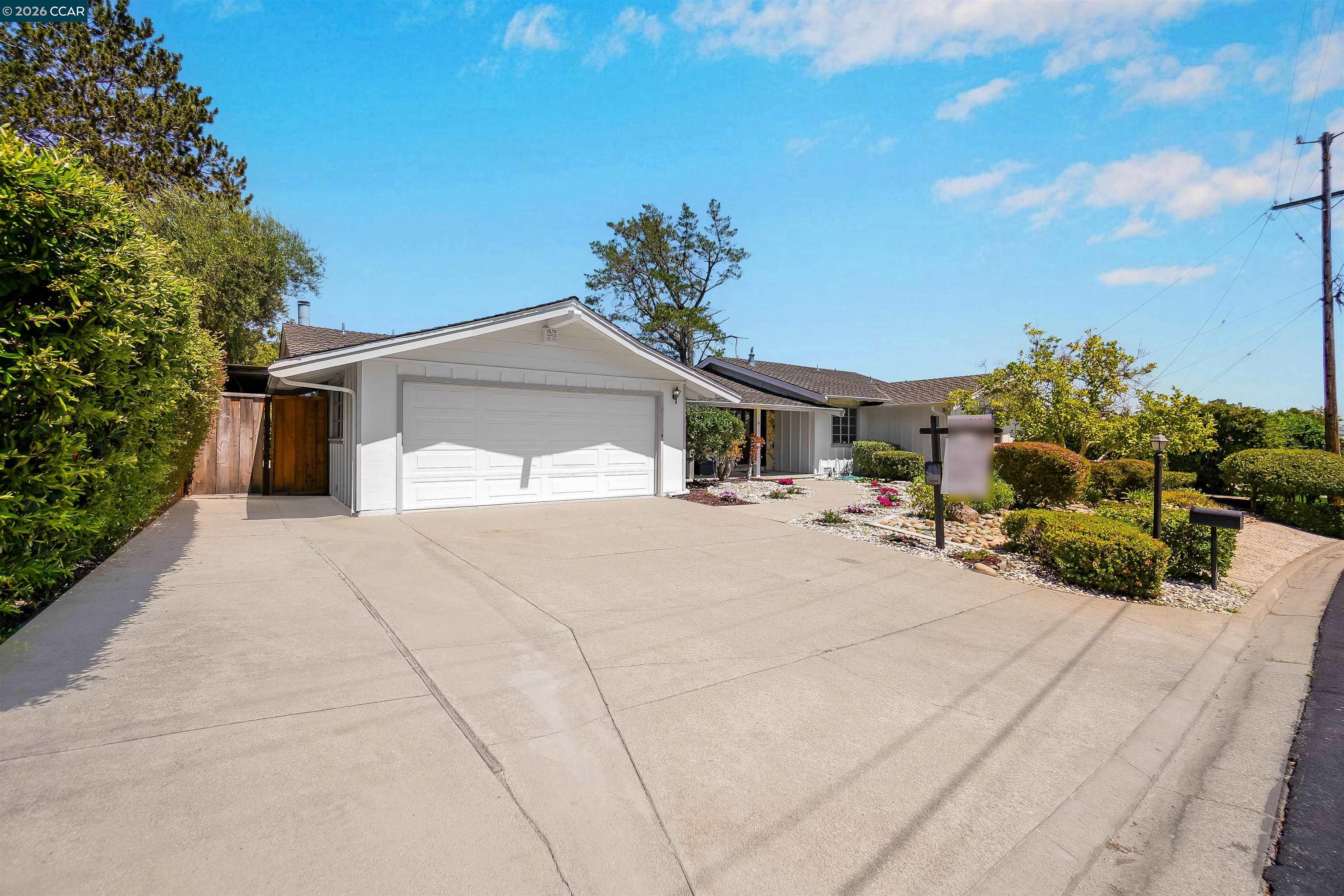 61 Sullivan Dr