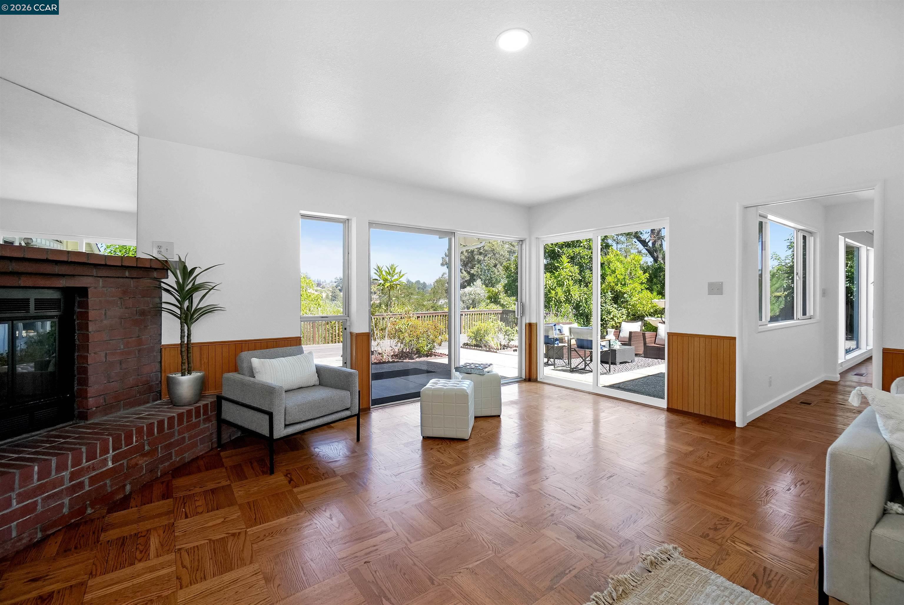 61 Sullivan Dr