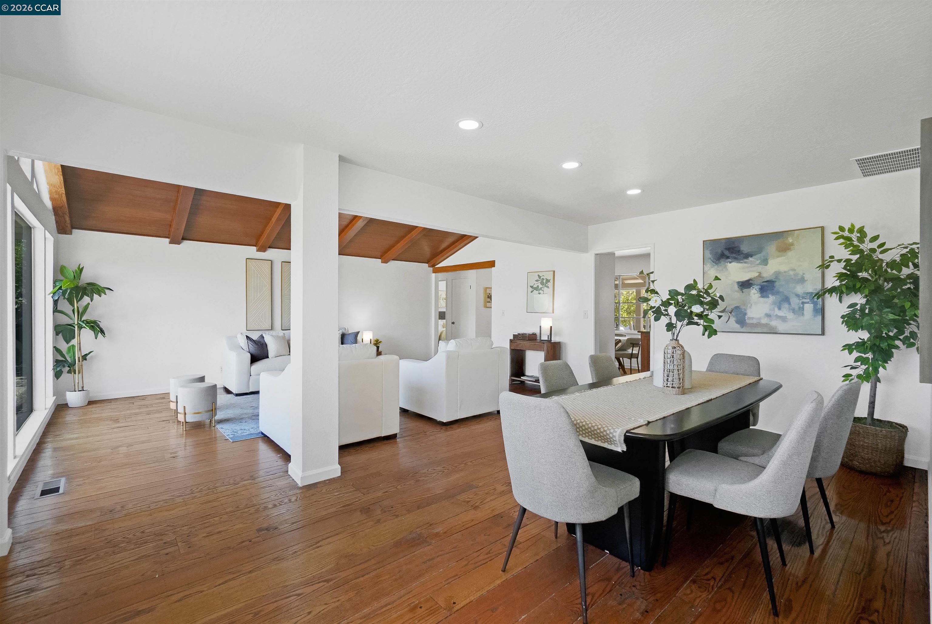 61 Sullivan Dr