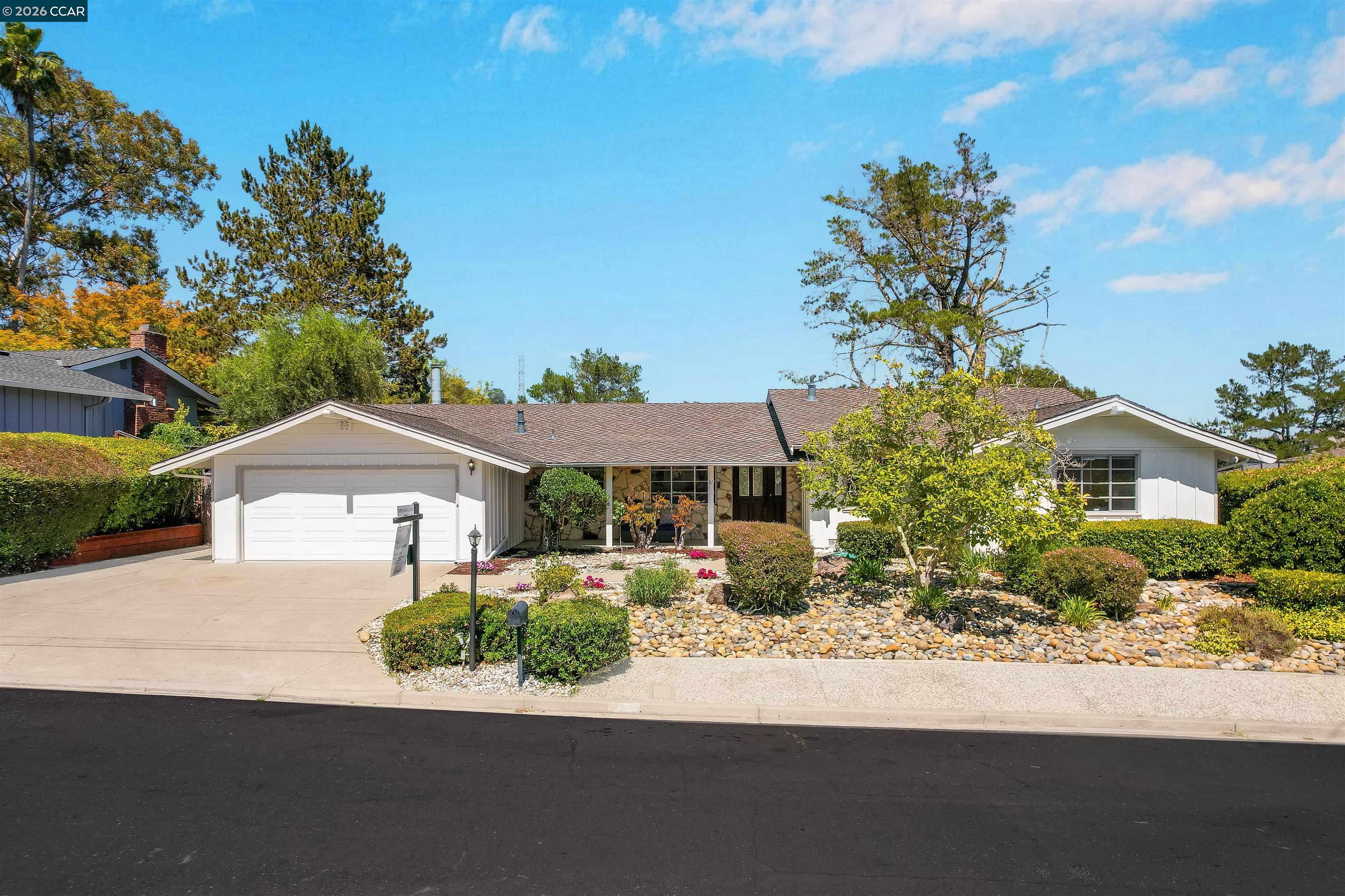 61 Sullivan Dr