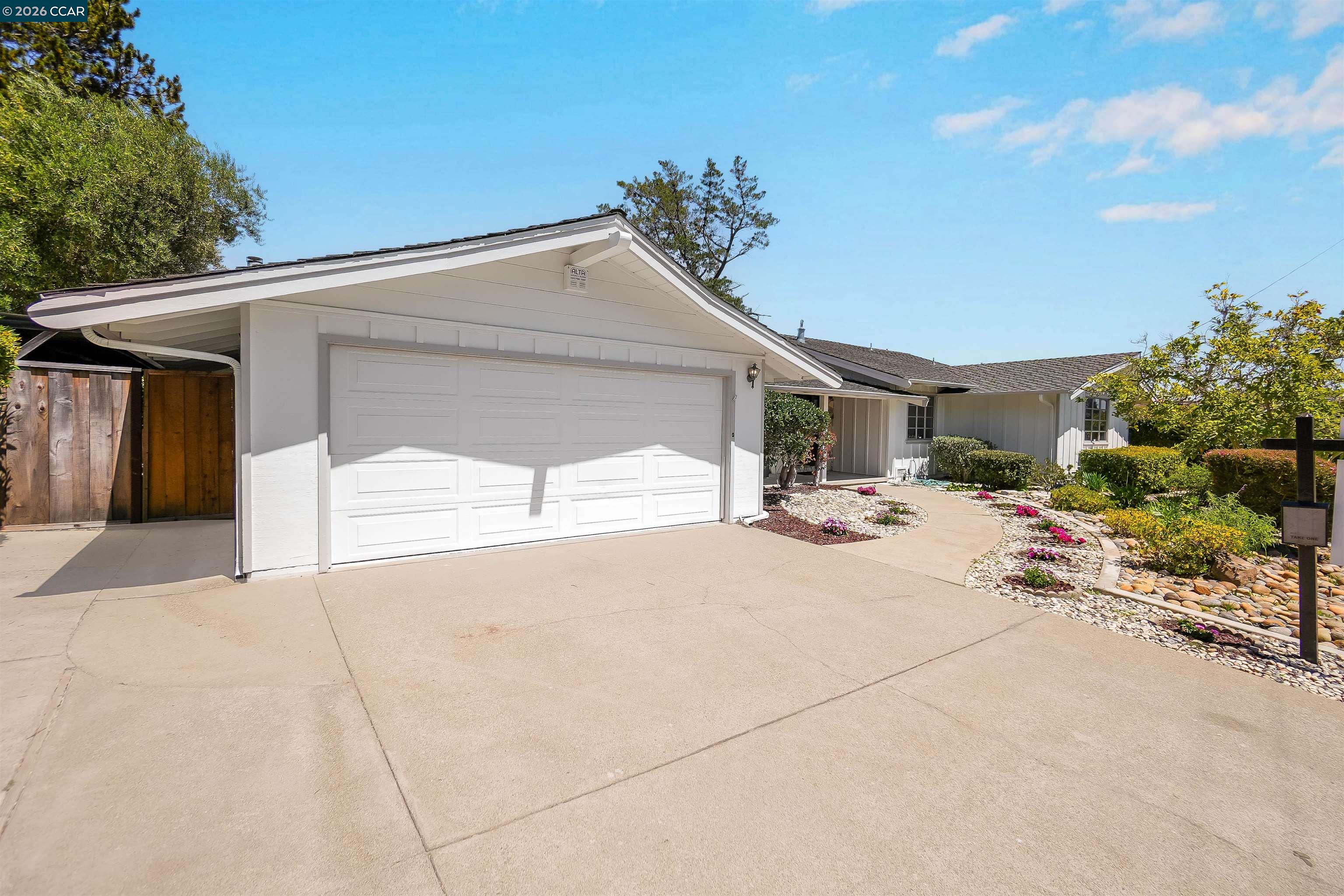 61 Sullivan Dr