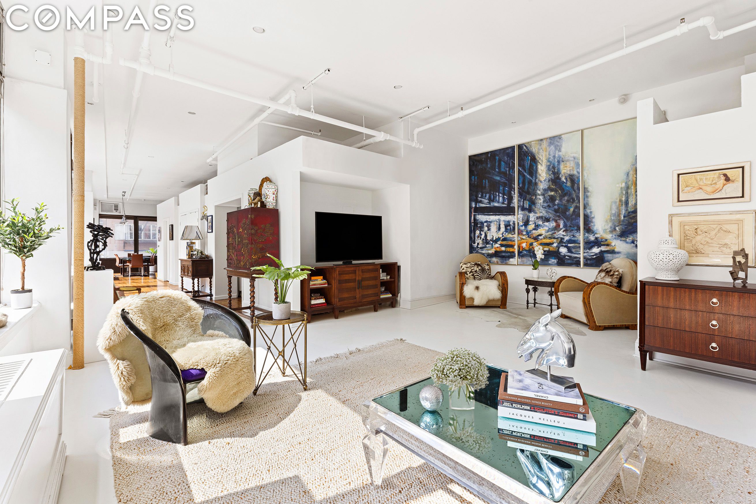 215 Bowery 2F/R