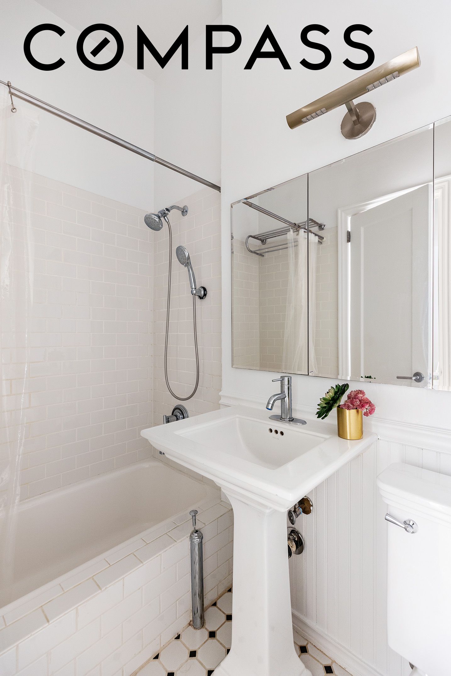 133 W 75th Street PARLOUR A