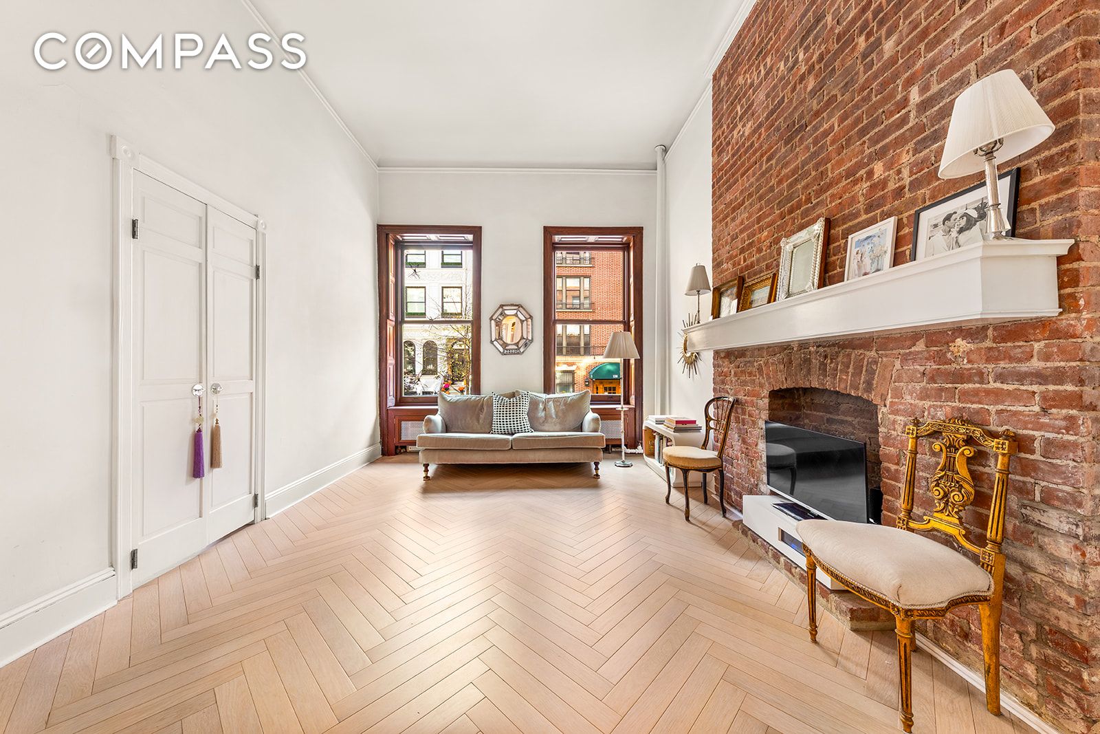 133 W 75th Street PARLOUR A