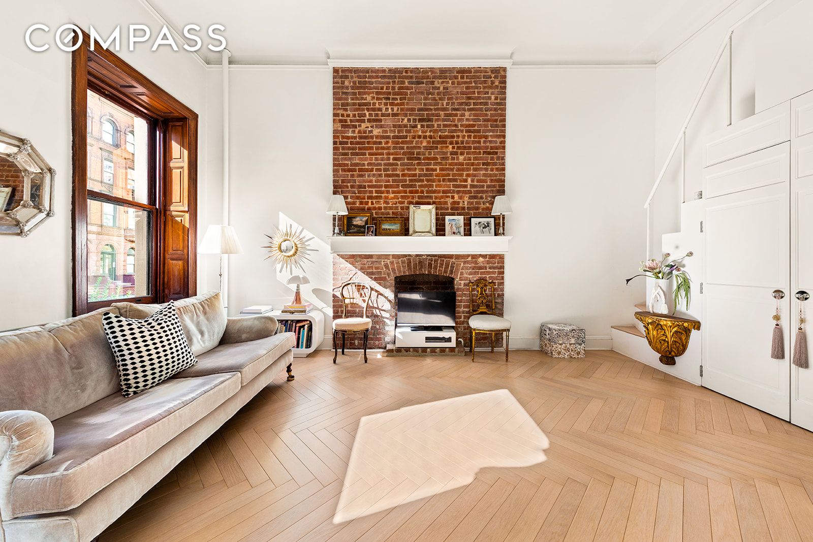 133 W 75th Street PARLOUR A