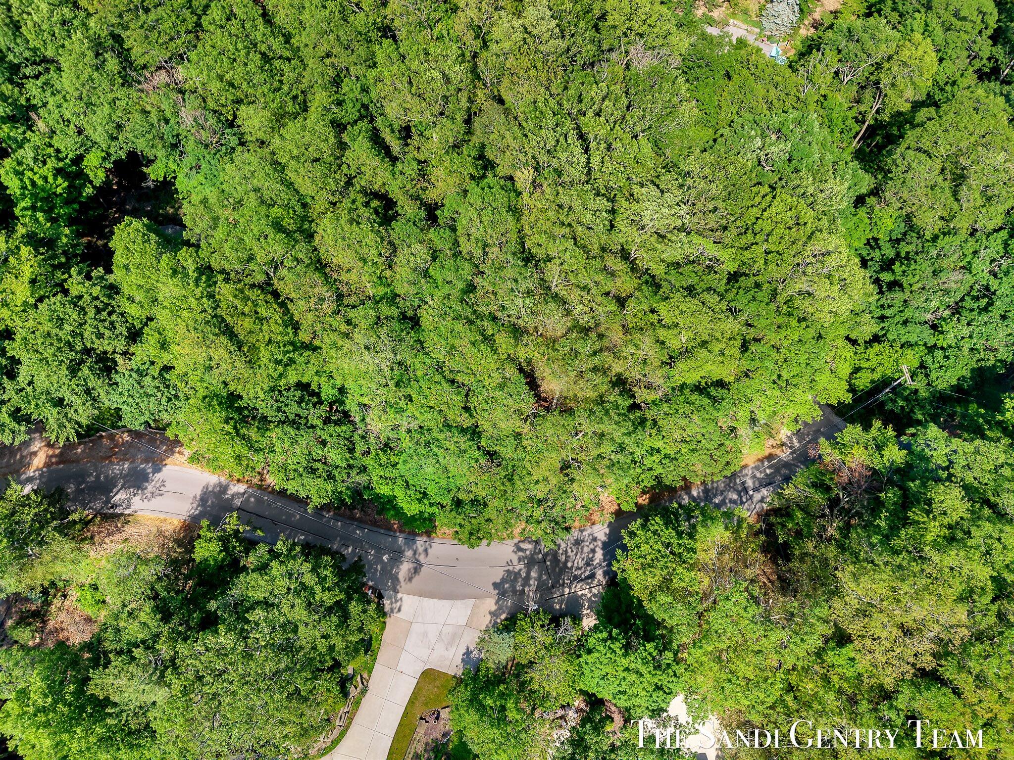 18200 N Shore Estates Road