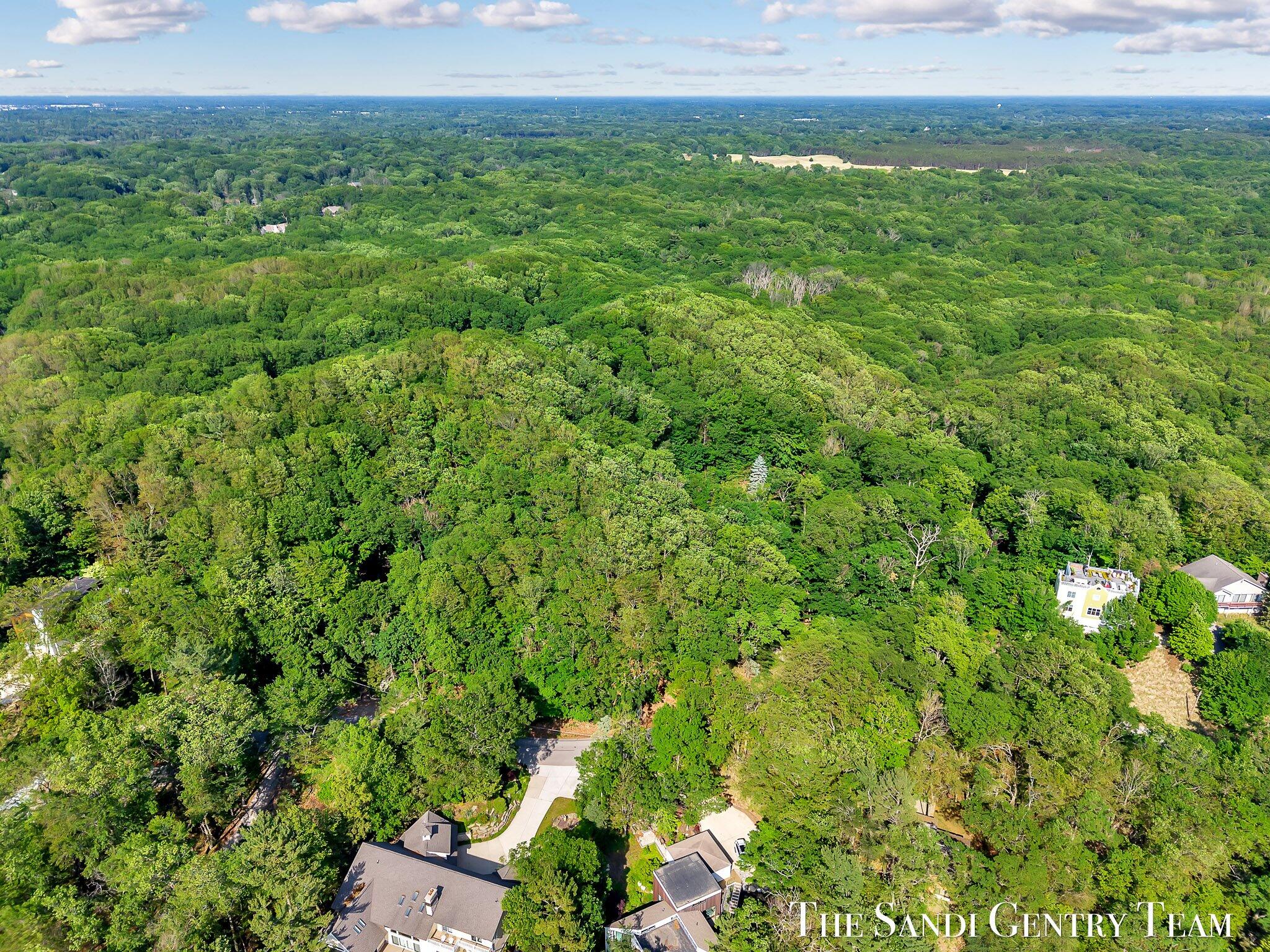 18200 N Shore Estates Road