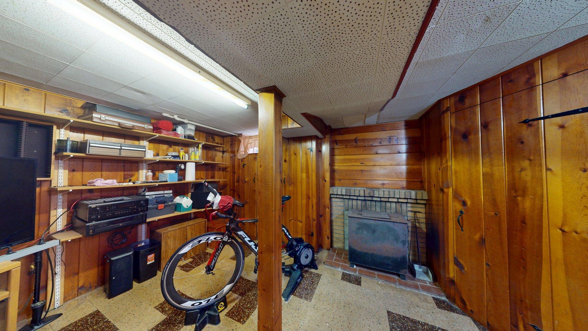 10 Covell Avenue NW