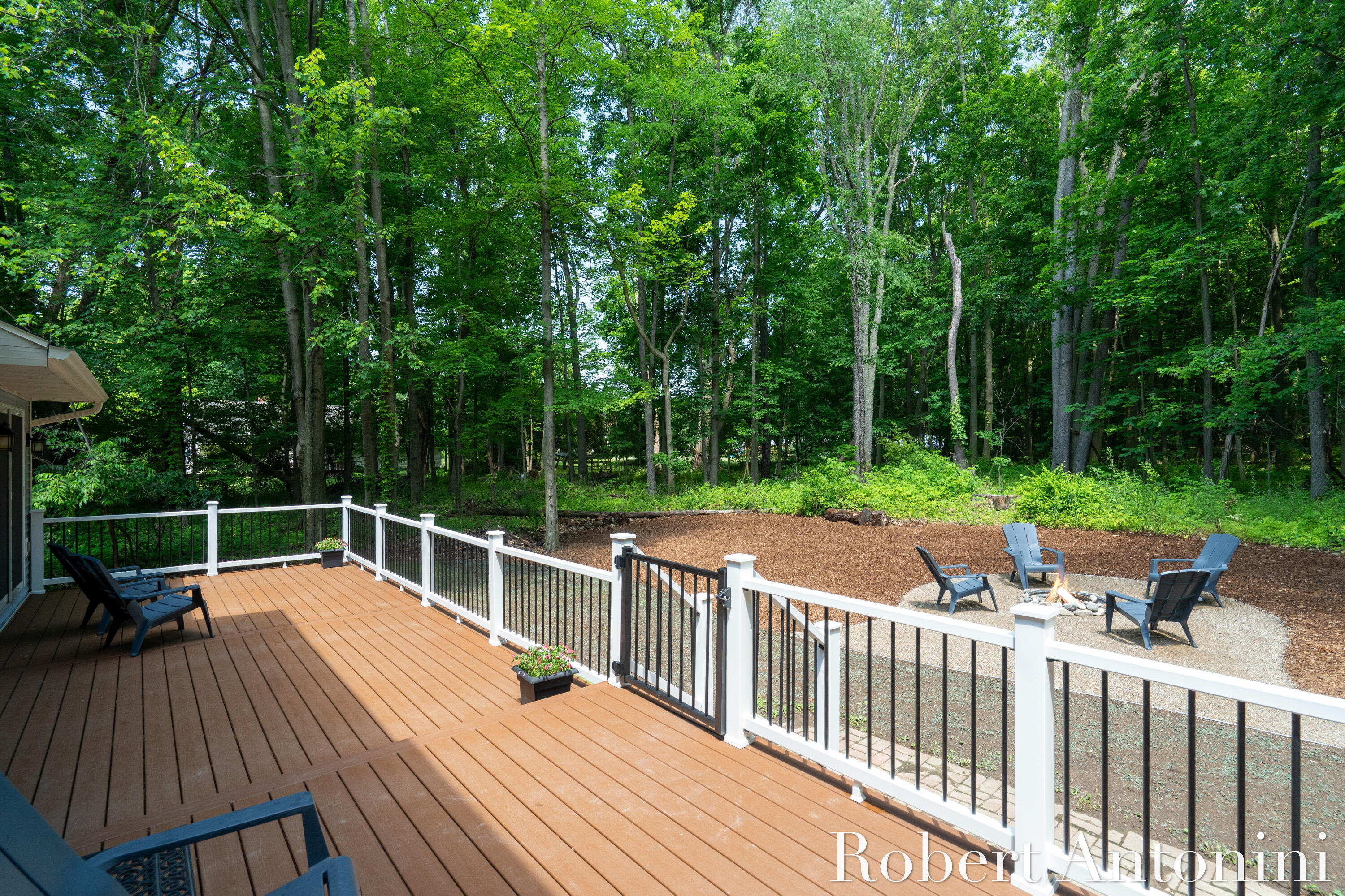 1016 Maple Hill Avenue SE