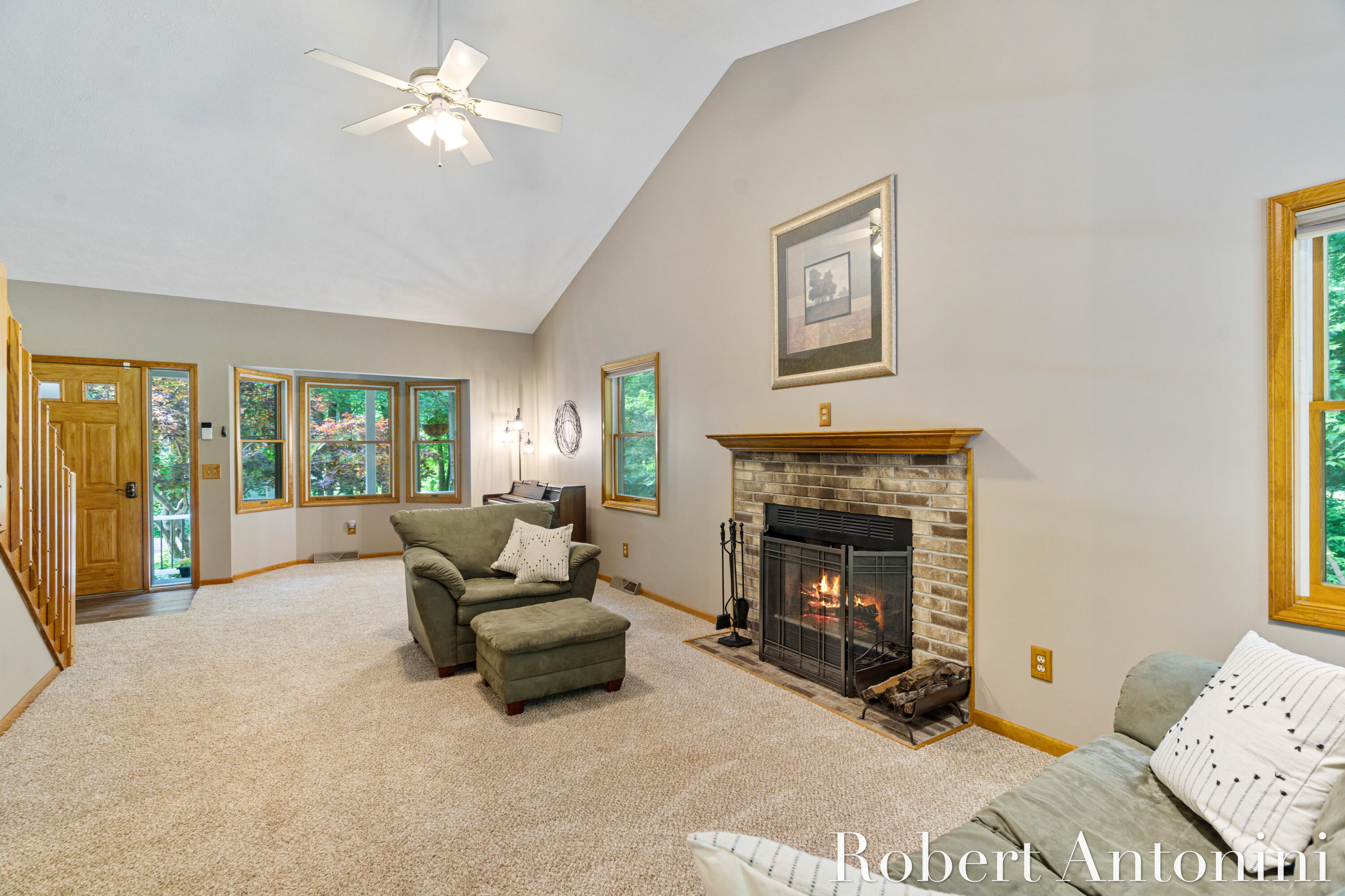 1016 Maple Hill Avenue SE