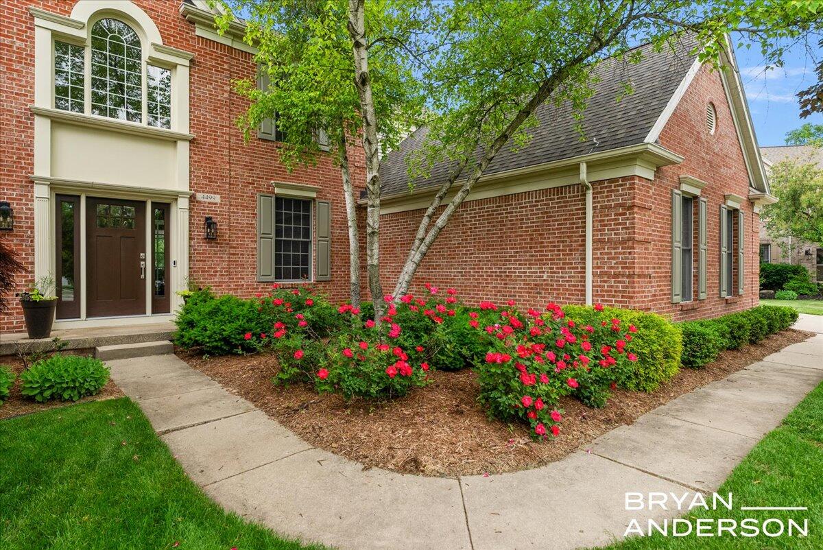 4499 Quail Ridge Court NE