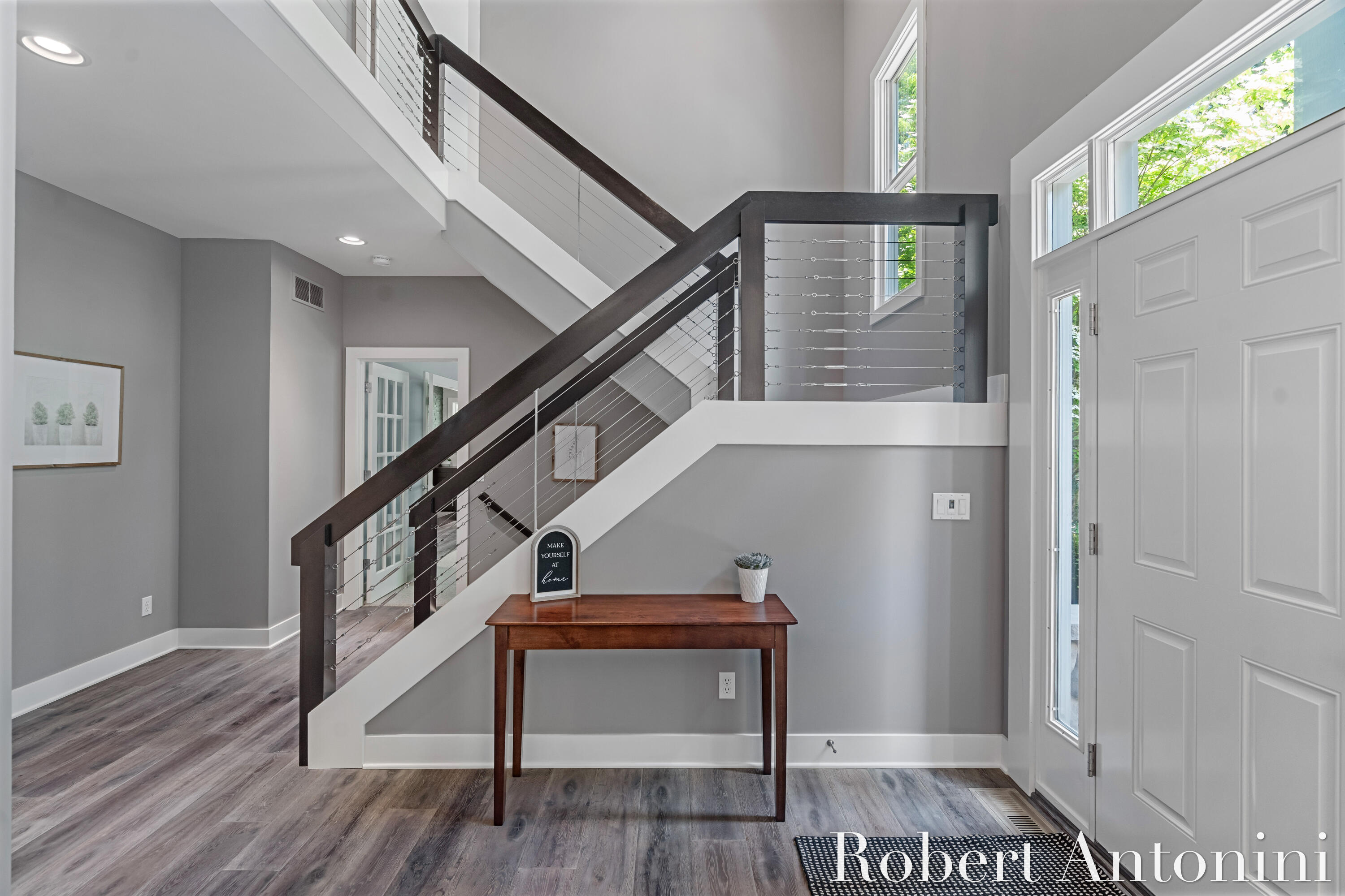 1977 Emerald Glen Court NE