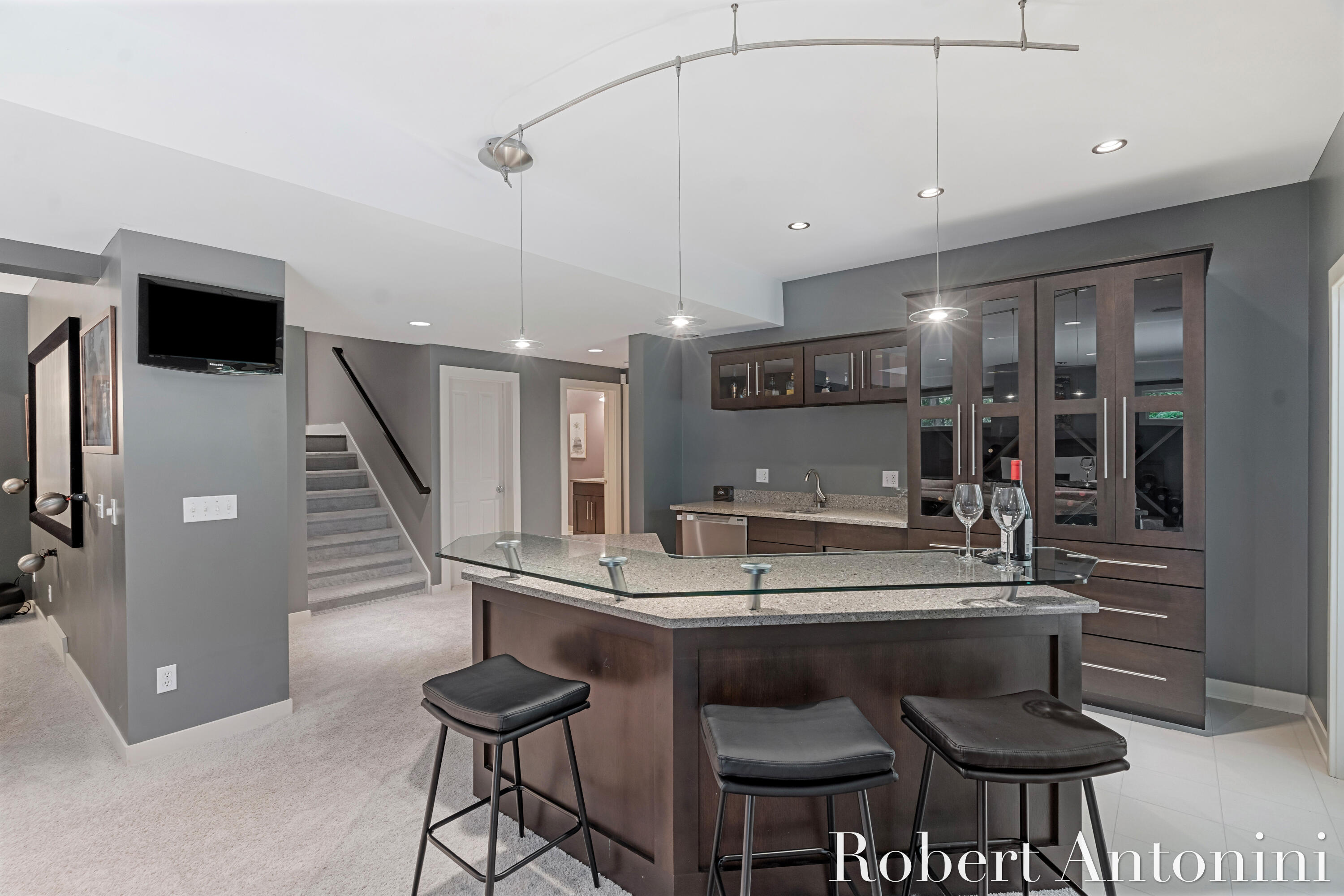 1977 Emerald Glen Court NE