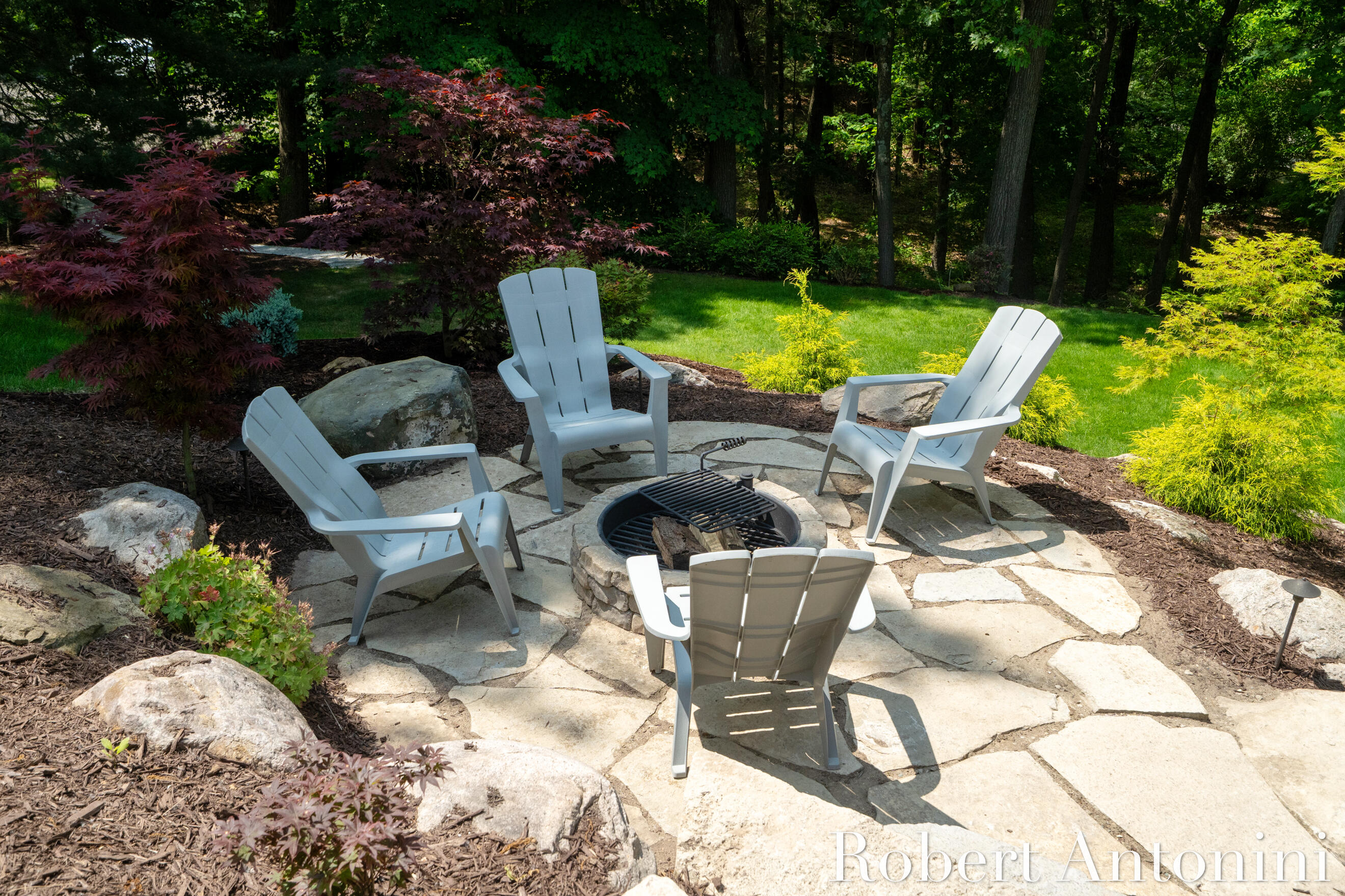 1977 Emerald Glen Court NE