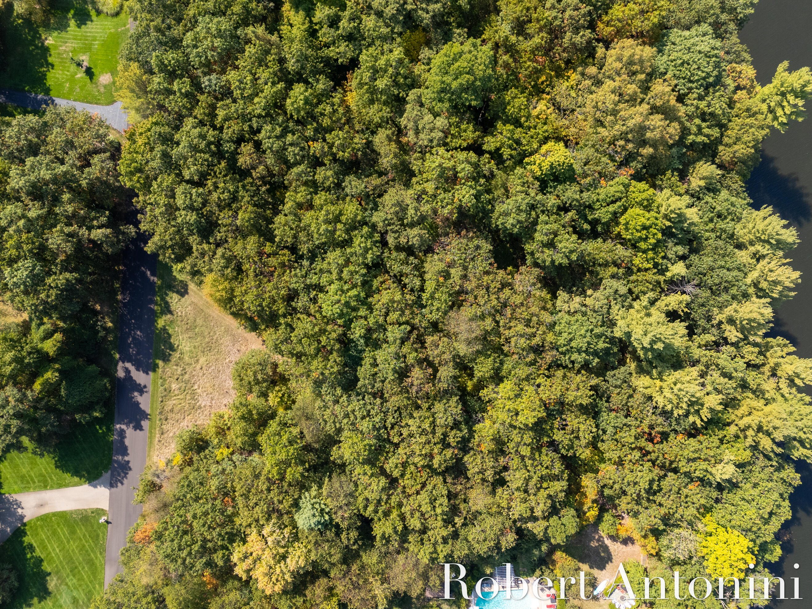 14111 Thompson Drive NE