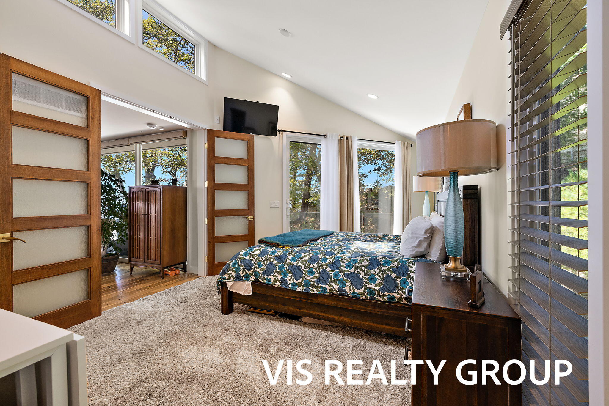 18185 N Shore Estates Road