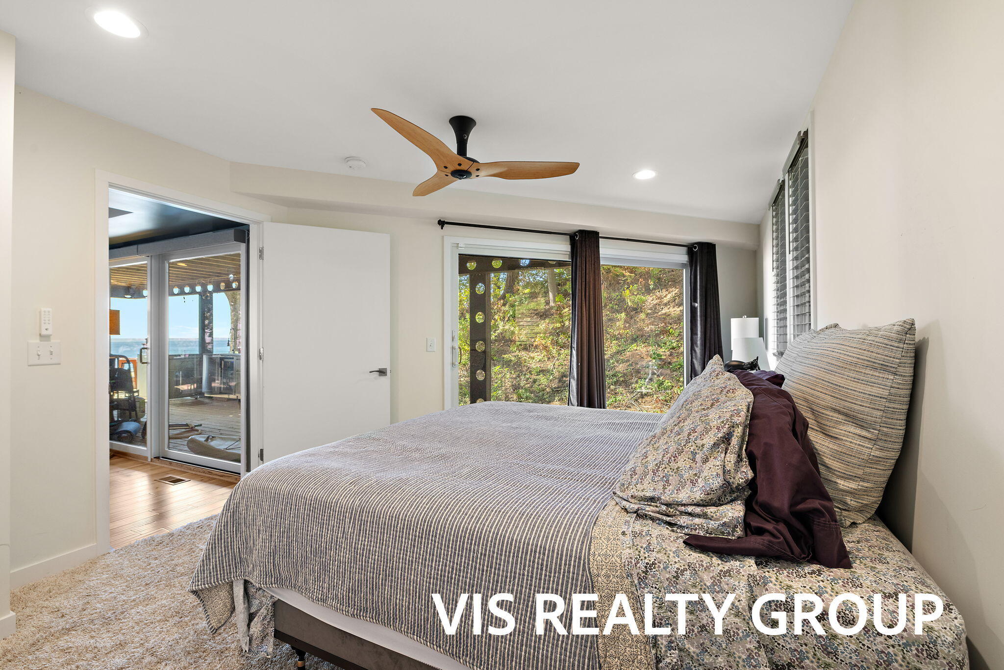 18185 N Shore Estates Road