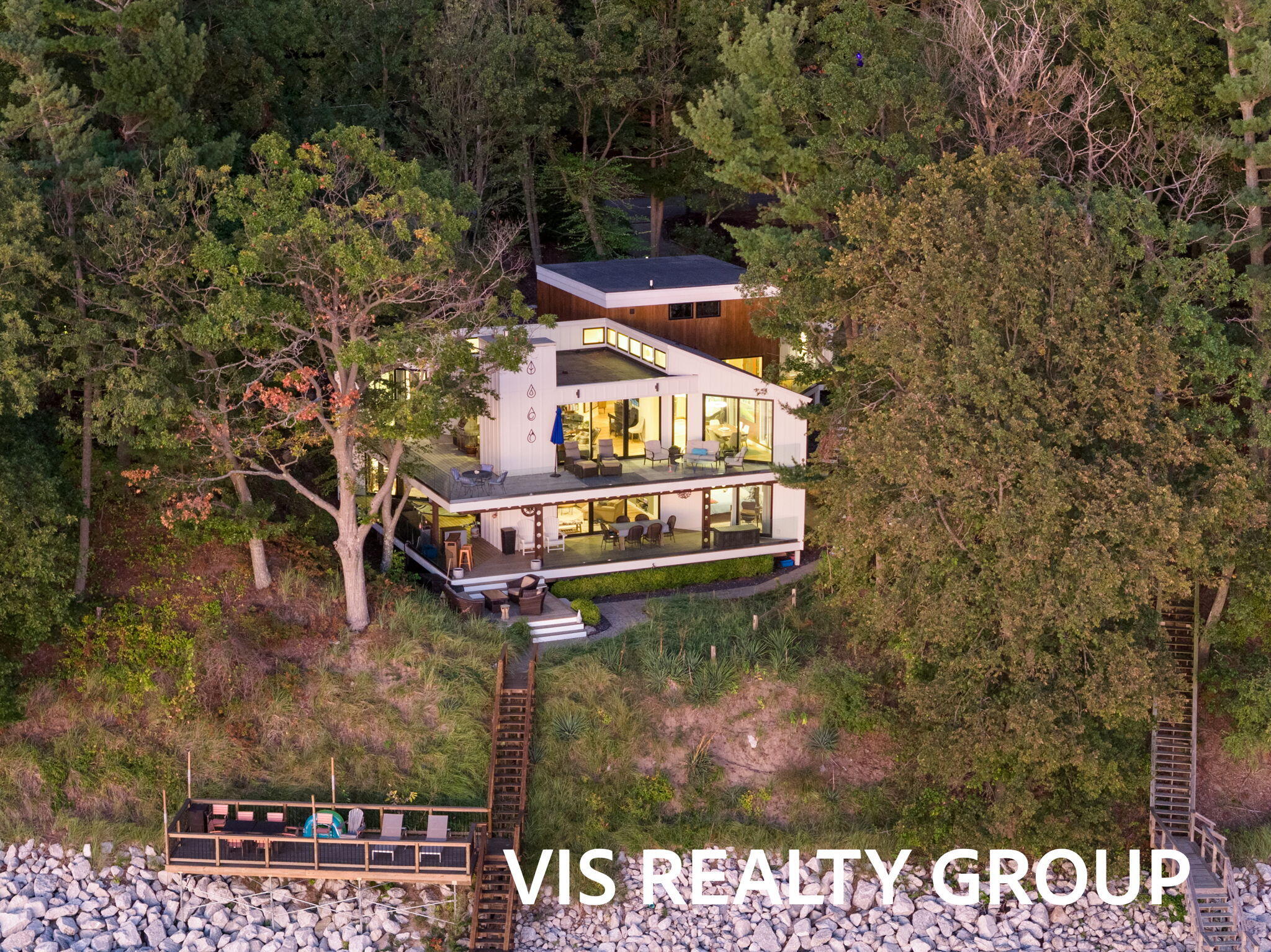 18185 N Shore Estates Road