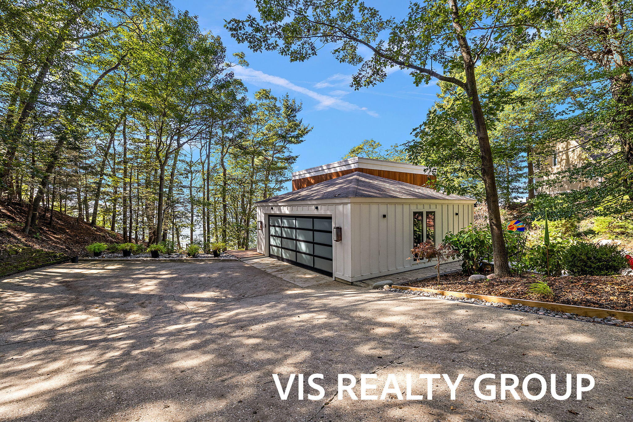 18185 N Shore Estates Road