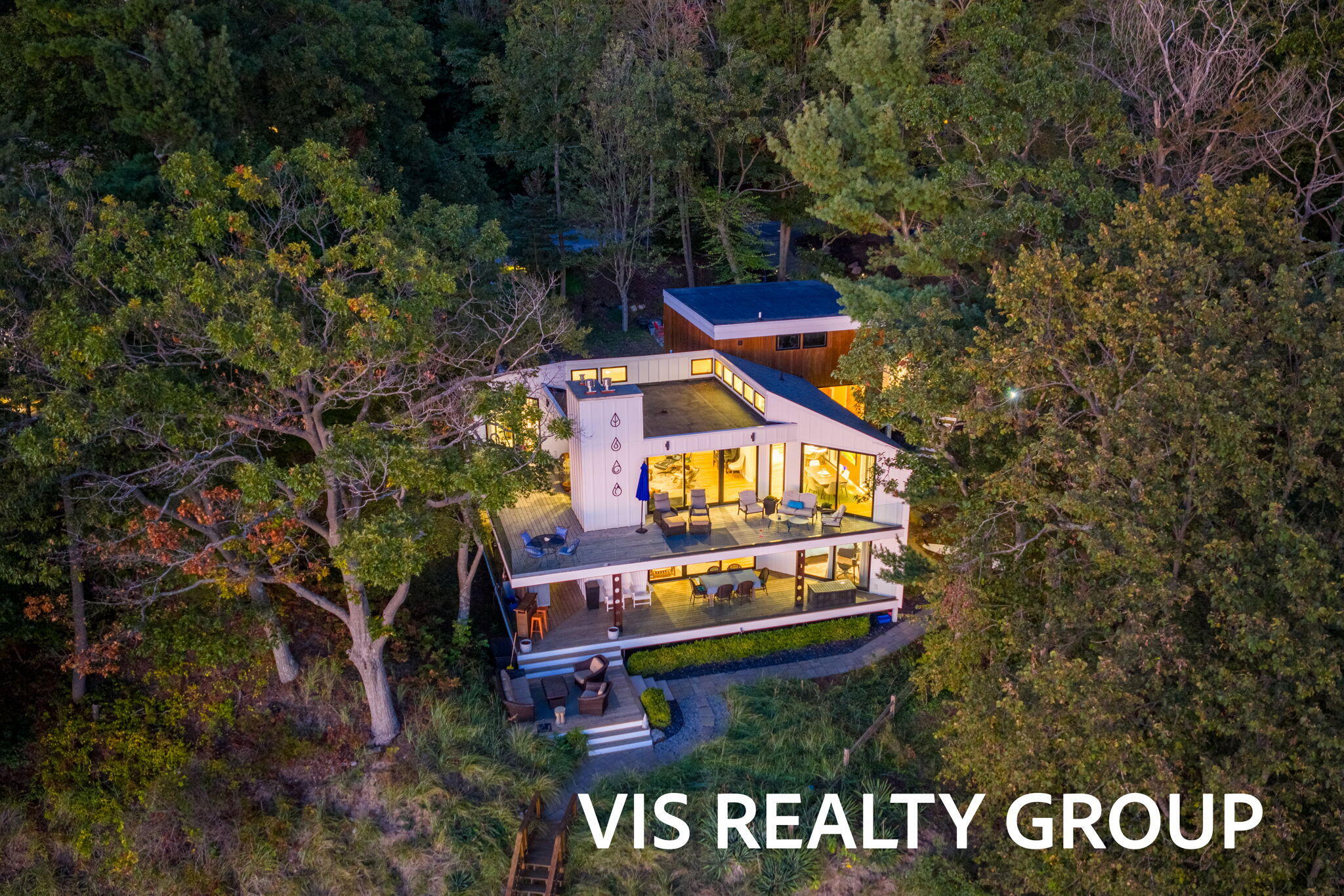 18185 N Shore Estates Road