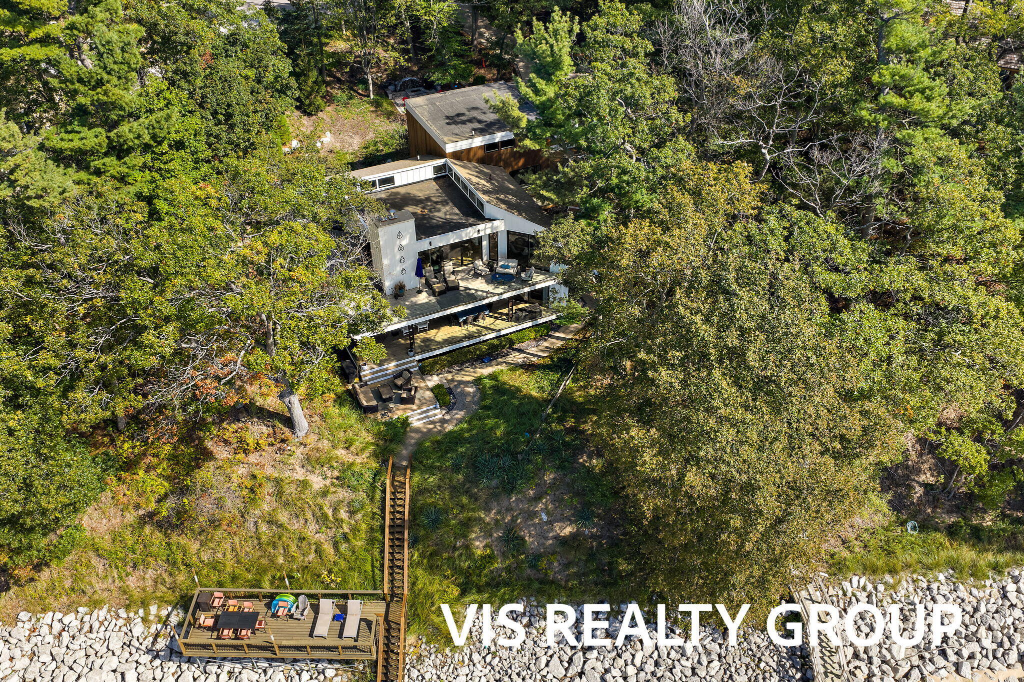 18185 N Shore Estates Road