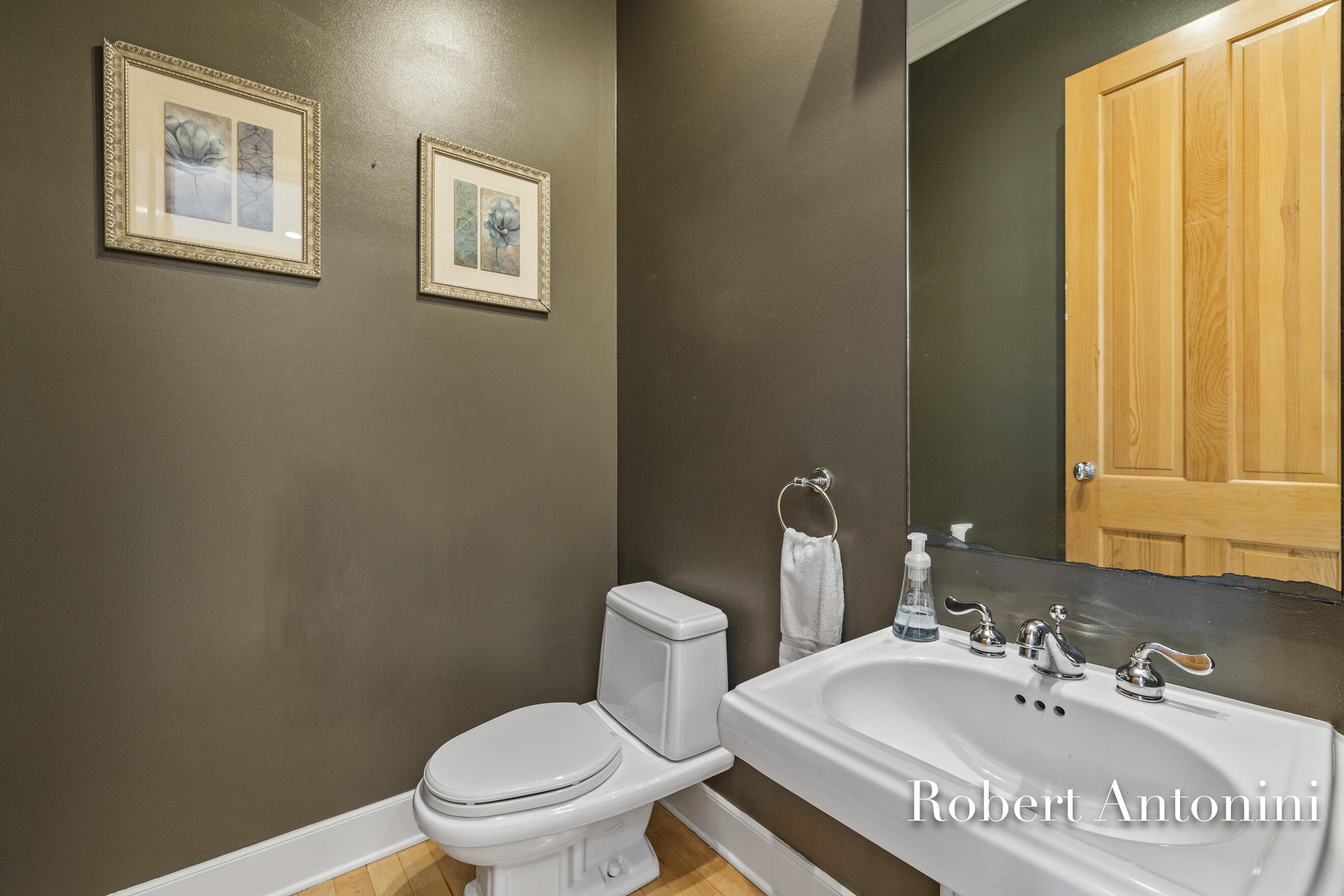 1740 Flowers Mill Court NE